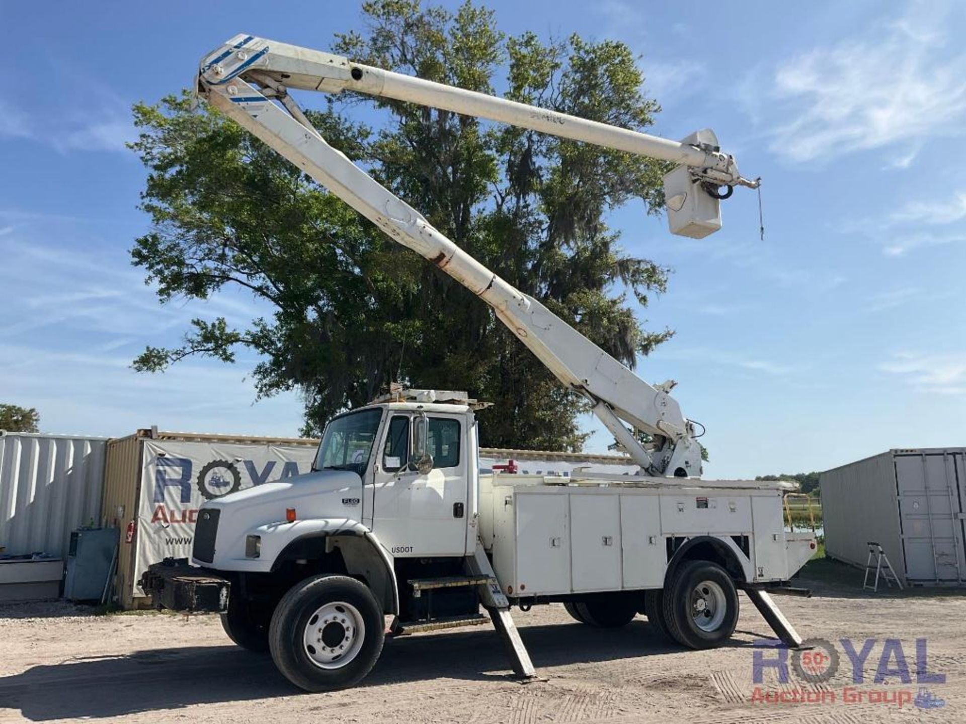 2002 Freightliner FL80 Altec AA755I Bucket Truck