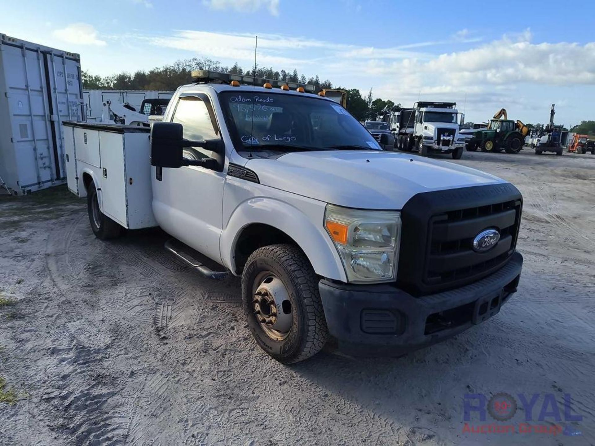 2011 Ford F-350 Service Truck - Image 2 of 35