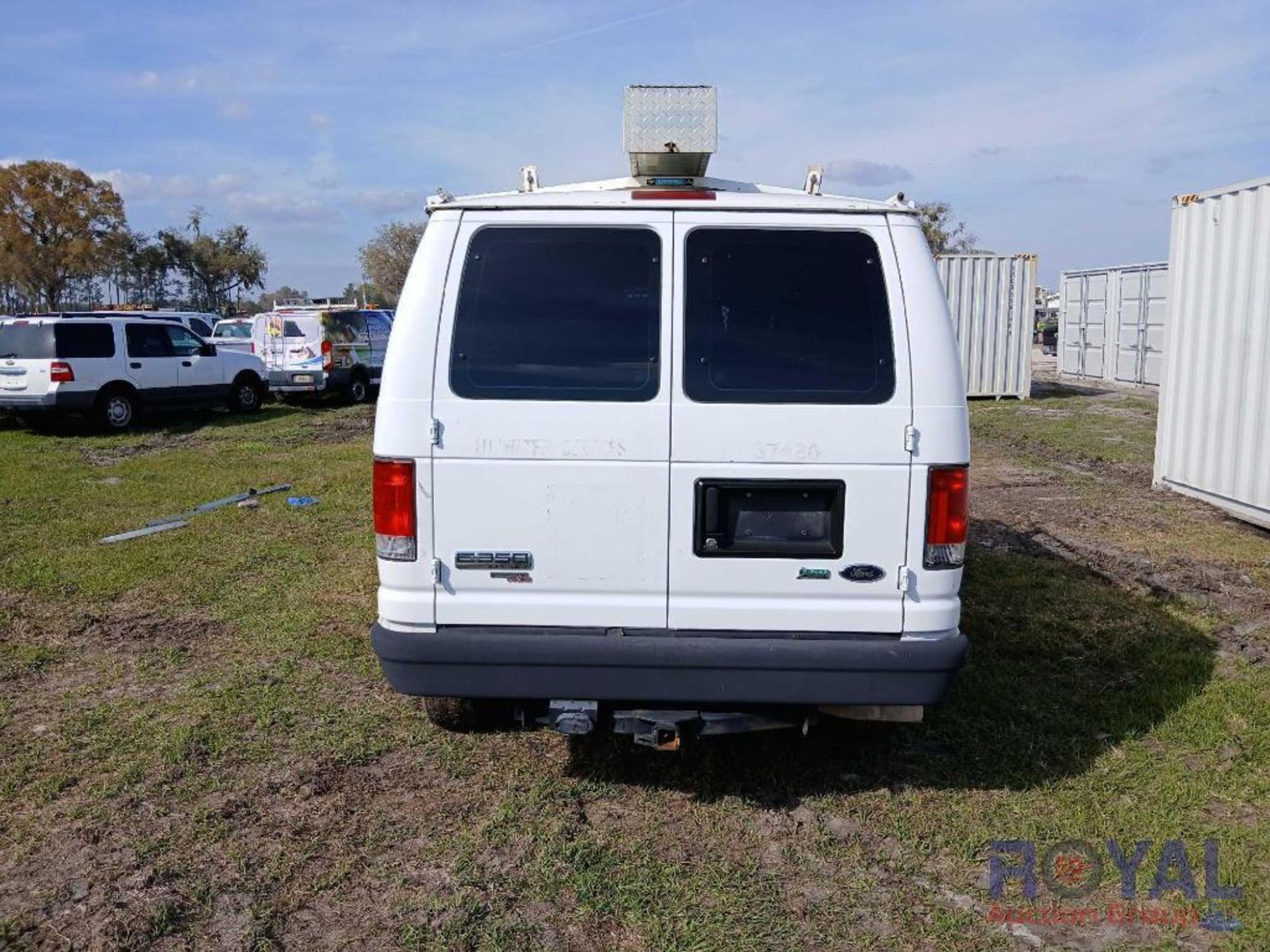 2014 Ford E350 Econoline Cargo Van - Image 25 of 25