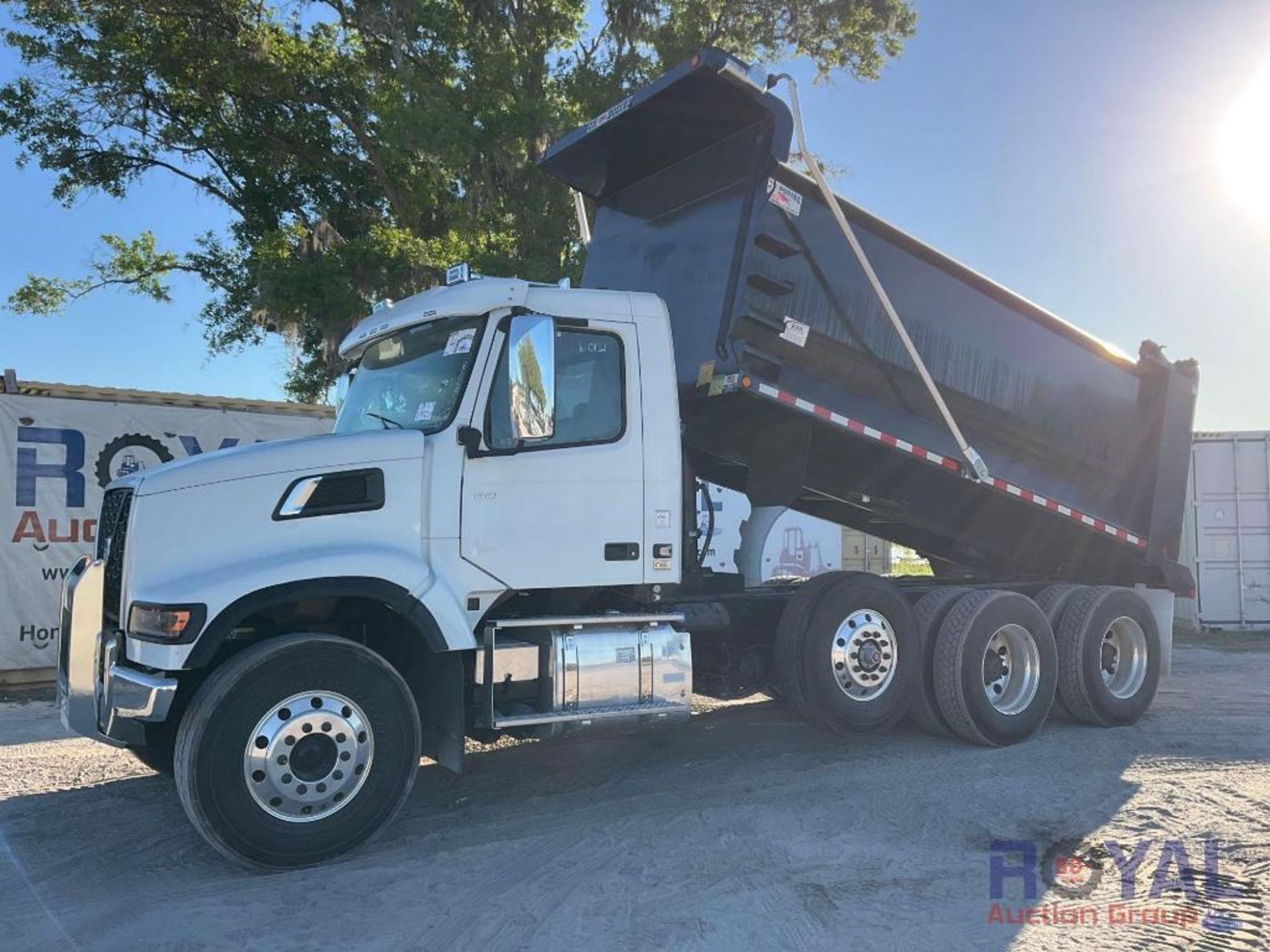 2023 Volvo VHD Tri-Axle 21Yd Dump Truck