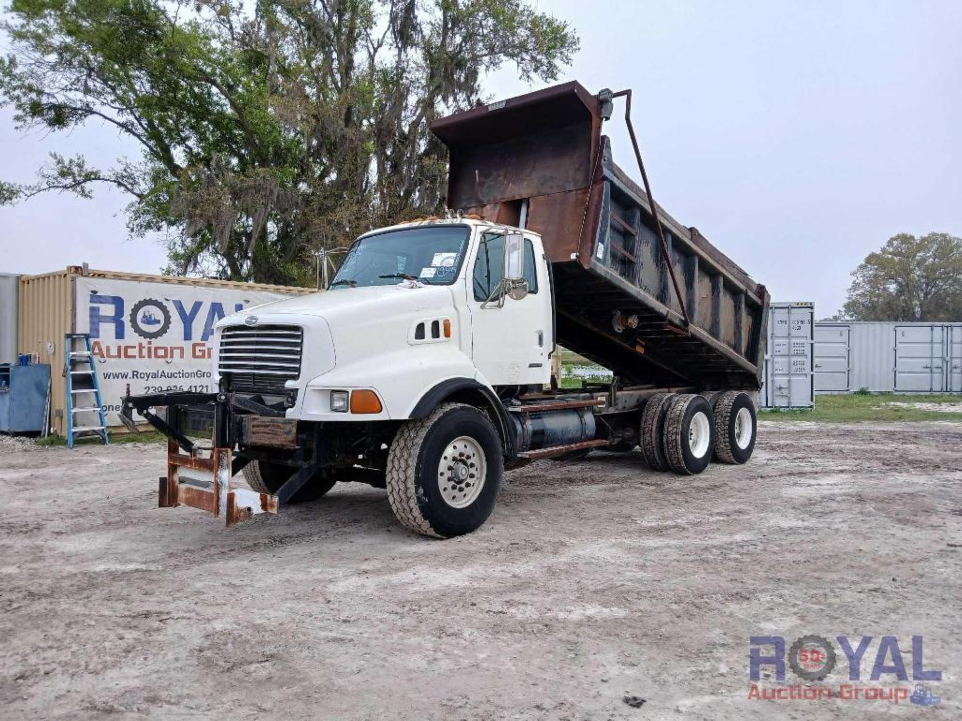 1999 Sterling L9513 T/A Dump Truck