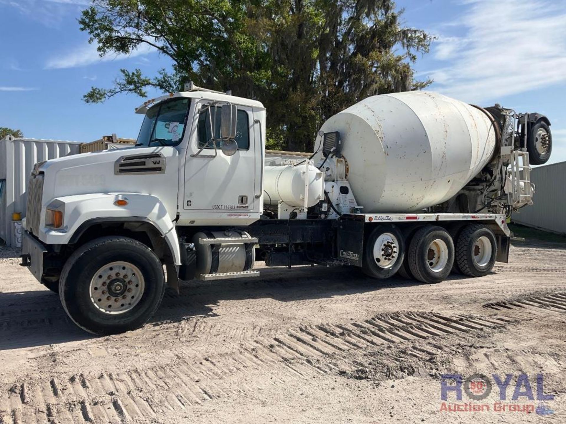 2020 Western Star 4700 Con-Tech Bridgeking 11 CuYd Tri-Axle Cement Mixer