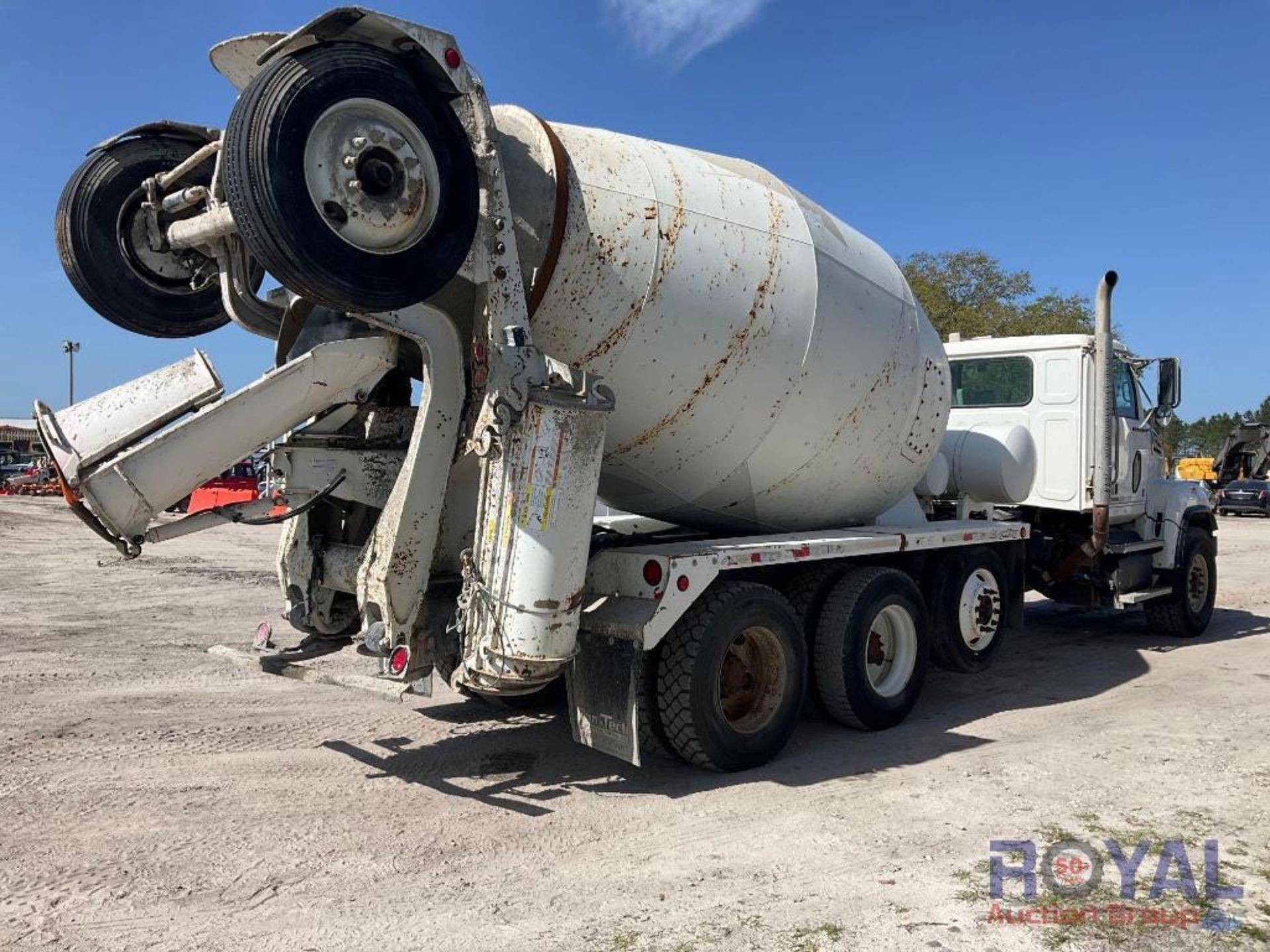 2020 Western Star 4700 Con-Tech Bridgeking 11 CuYd Tri-Axle Cement Mixer - Image 3 of 30