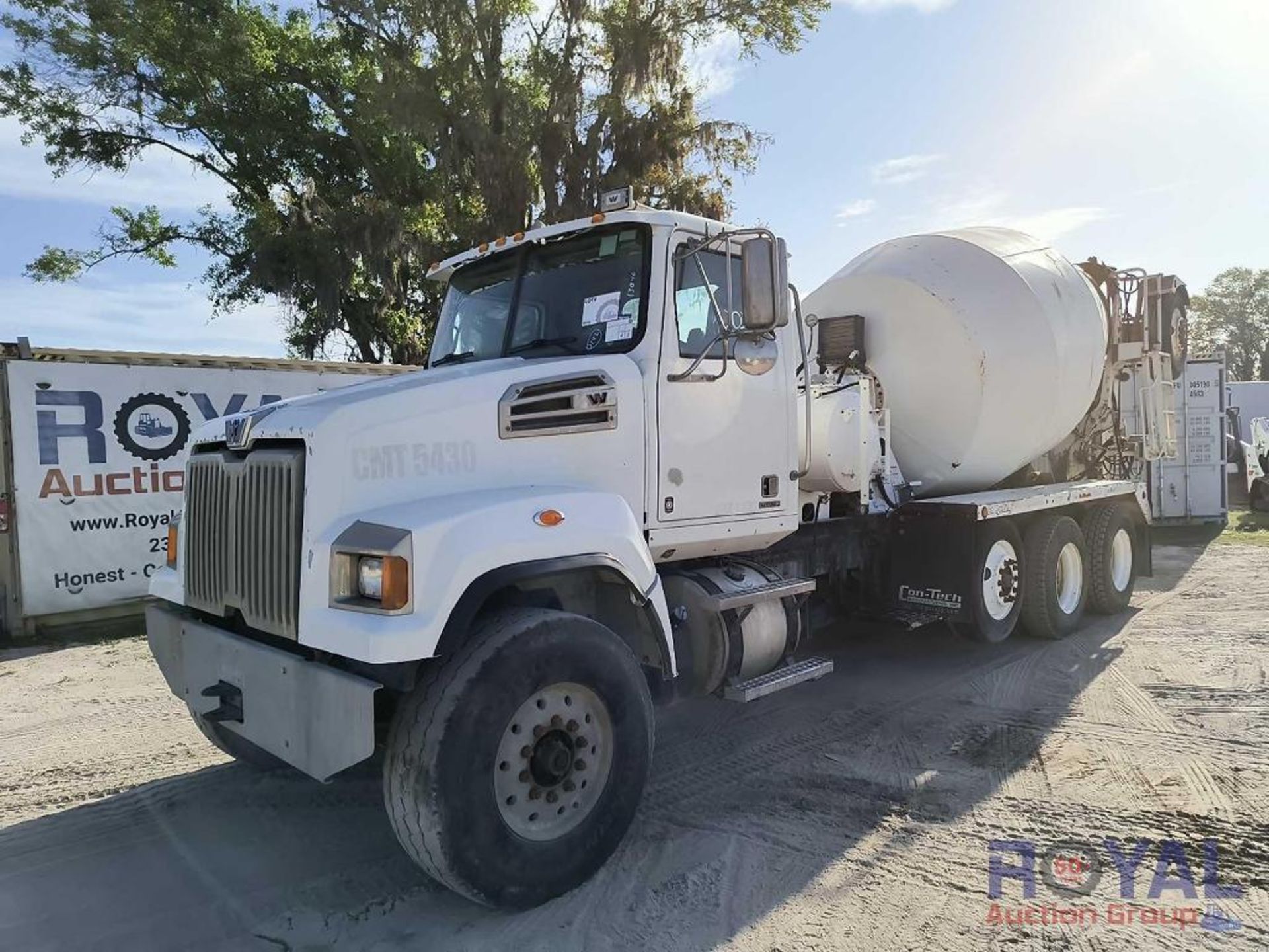 2020 Western Star 4700 Con-Tech Bridgeking 11 CuYdTri axle Cement Mixer