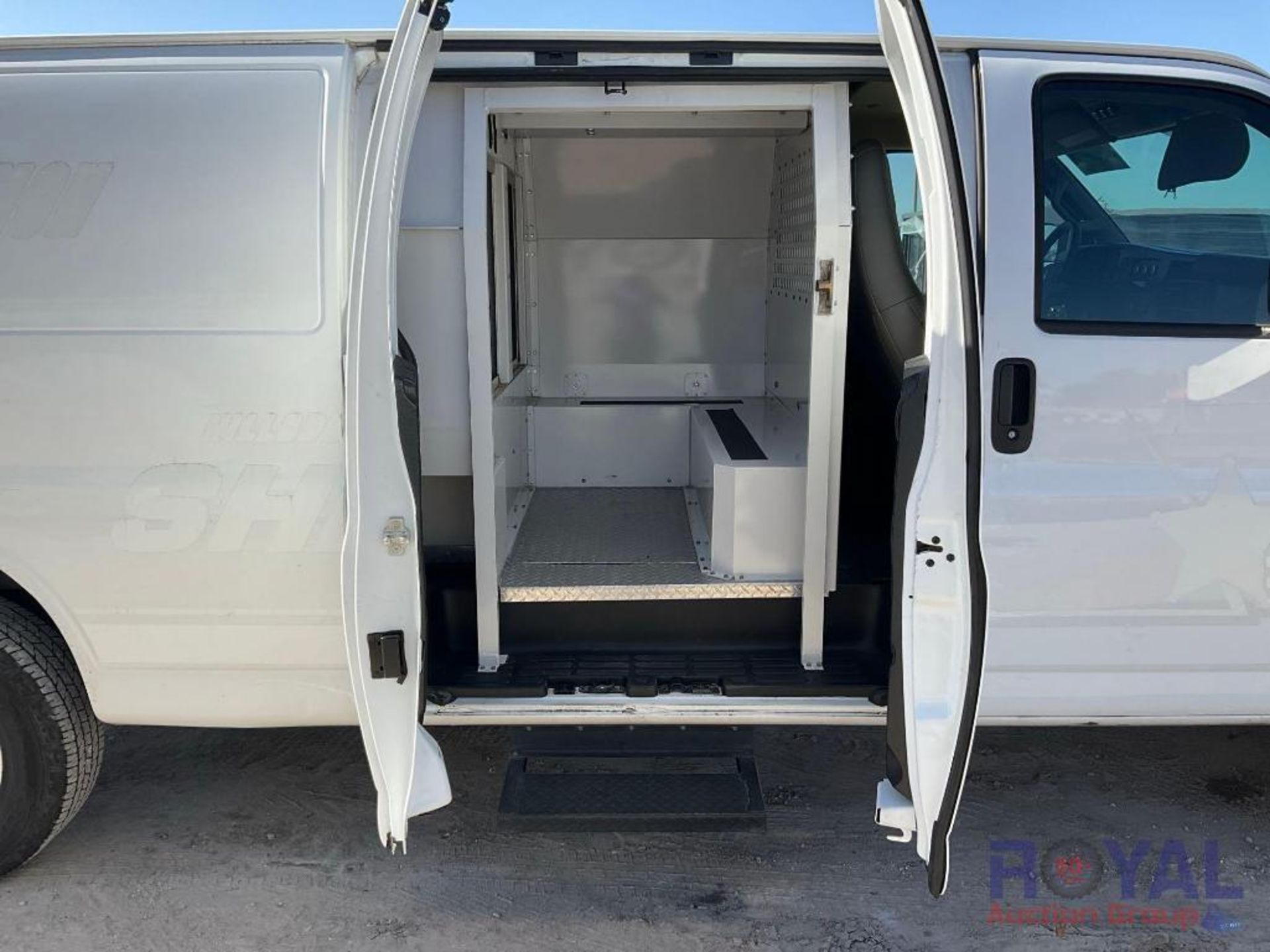 2018 Chevrolet Express Cargo Van - Image 24 of 25