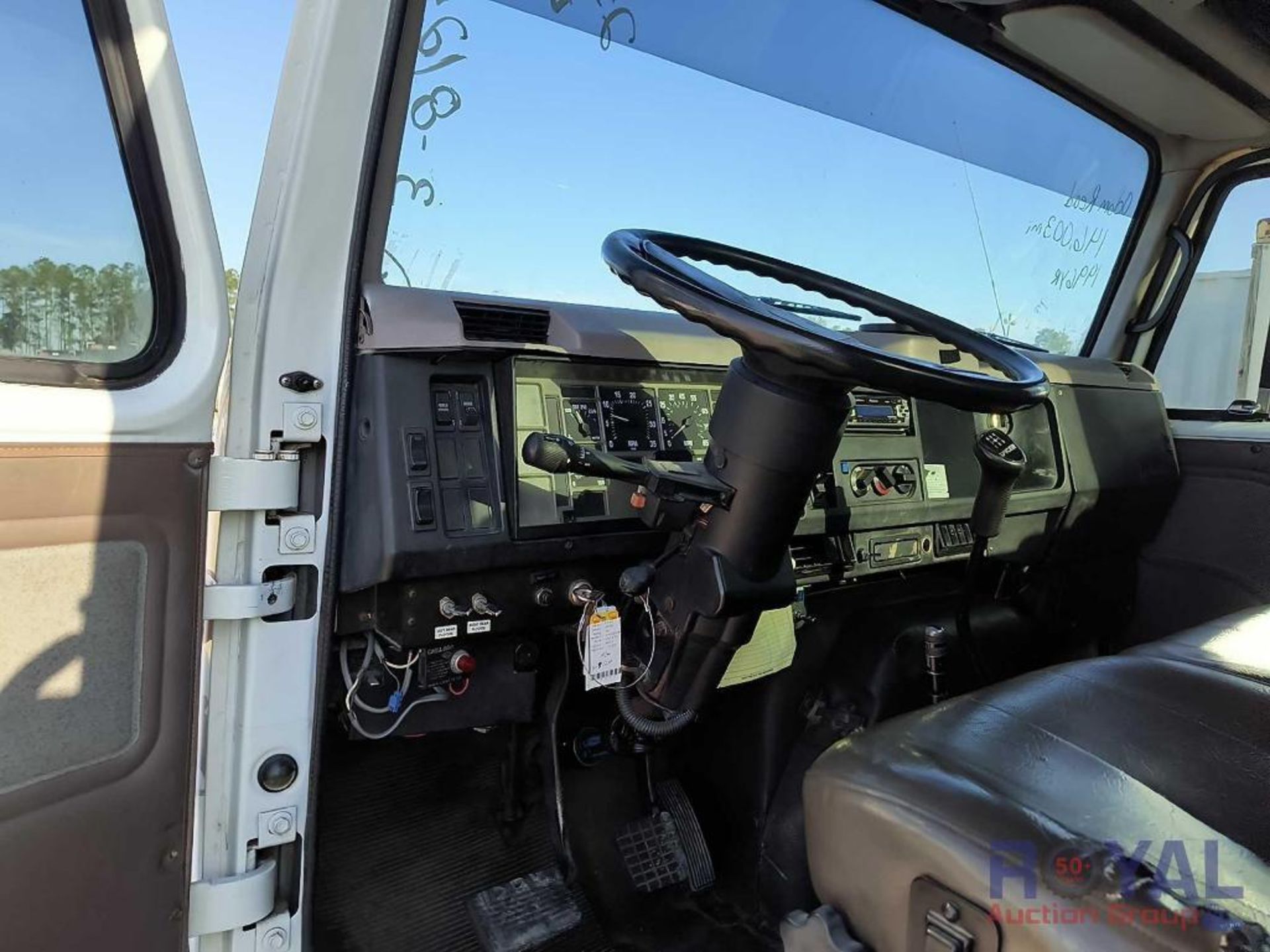 1996 International 4900 Fuel and Lube Truck - Bild 21 aus 28