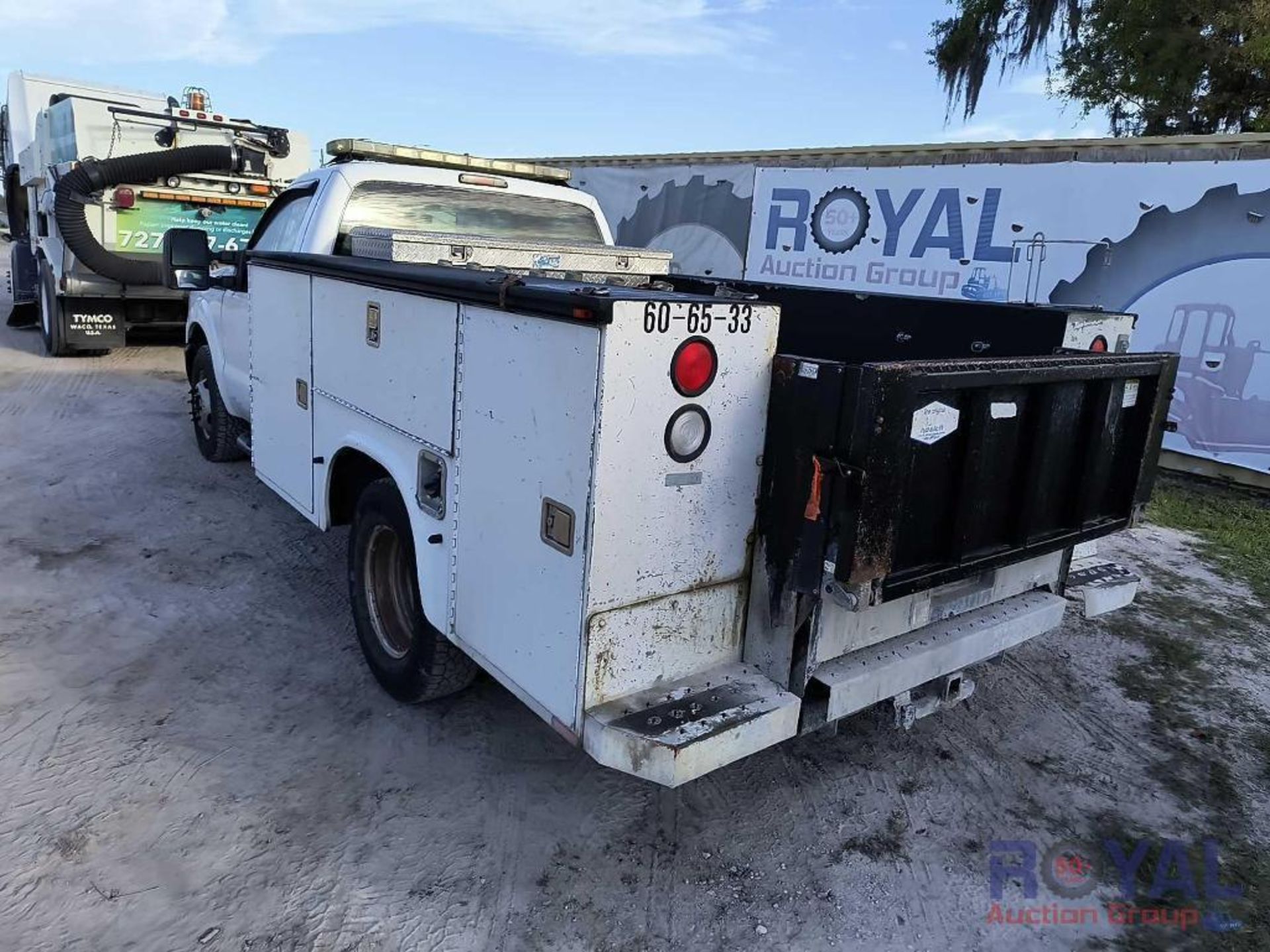 2011 Ford F-350 Service Truck - Image 4 of 35