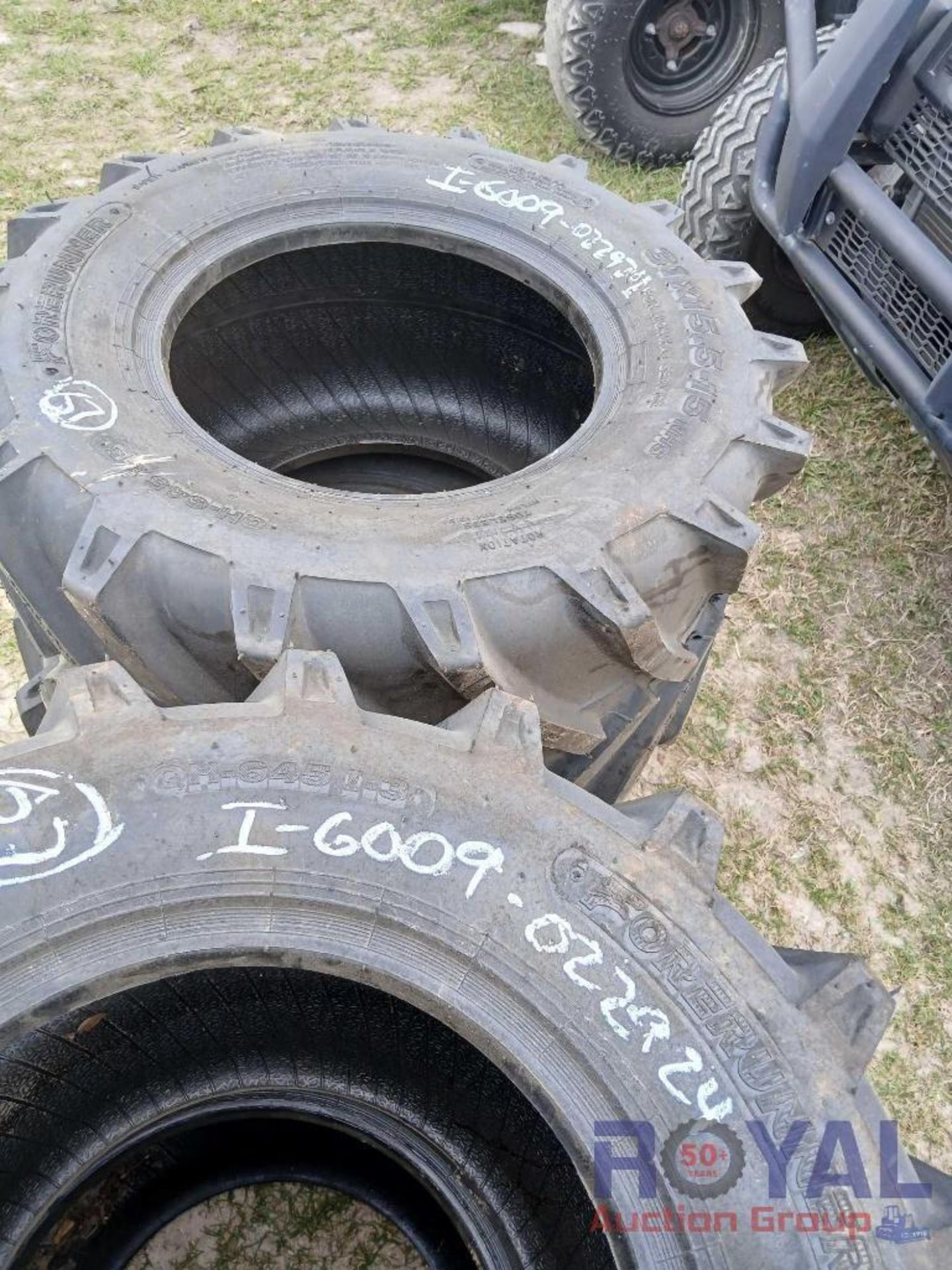 Lot Of 4 Forerunner Tires 31x15.5-15NHS - Image 6 of 6