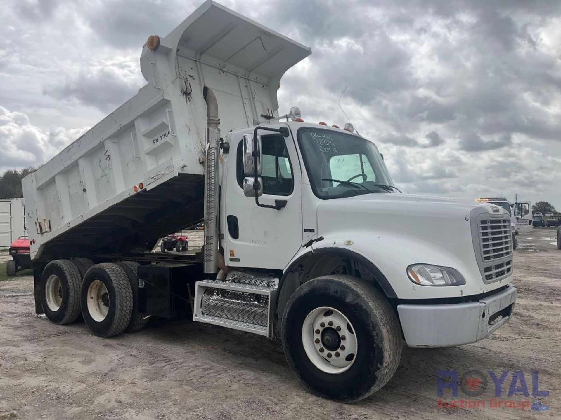 2009 Freightliner M2 112 T/A Dump Truck - Image 2 of 27