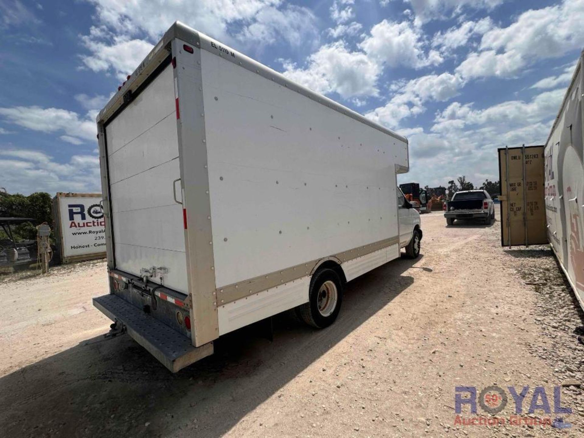 2007 Ford E450 16ft Box Truck - Image 3 of 30