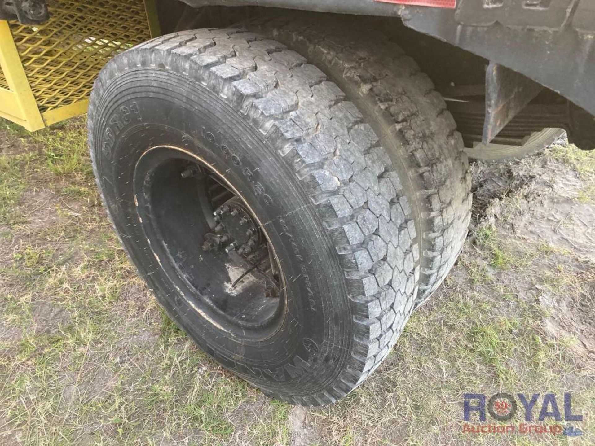 1991 Chevrolet C70 Kodiak Flatbed Truck - Image 33 of 34