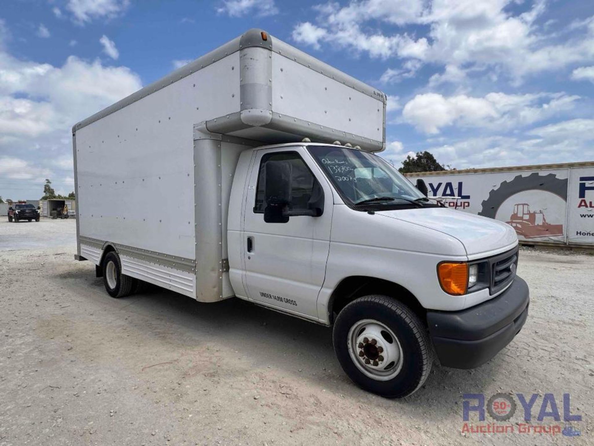 2007 Ford E450 16ft Box Truck - Image 2 of 30