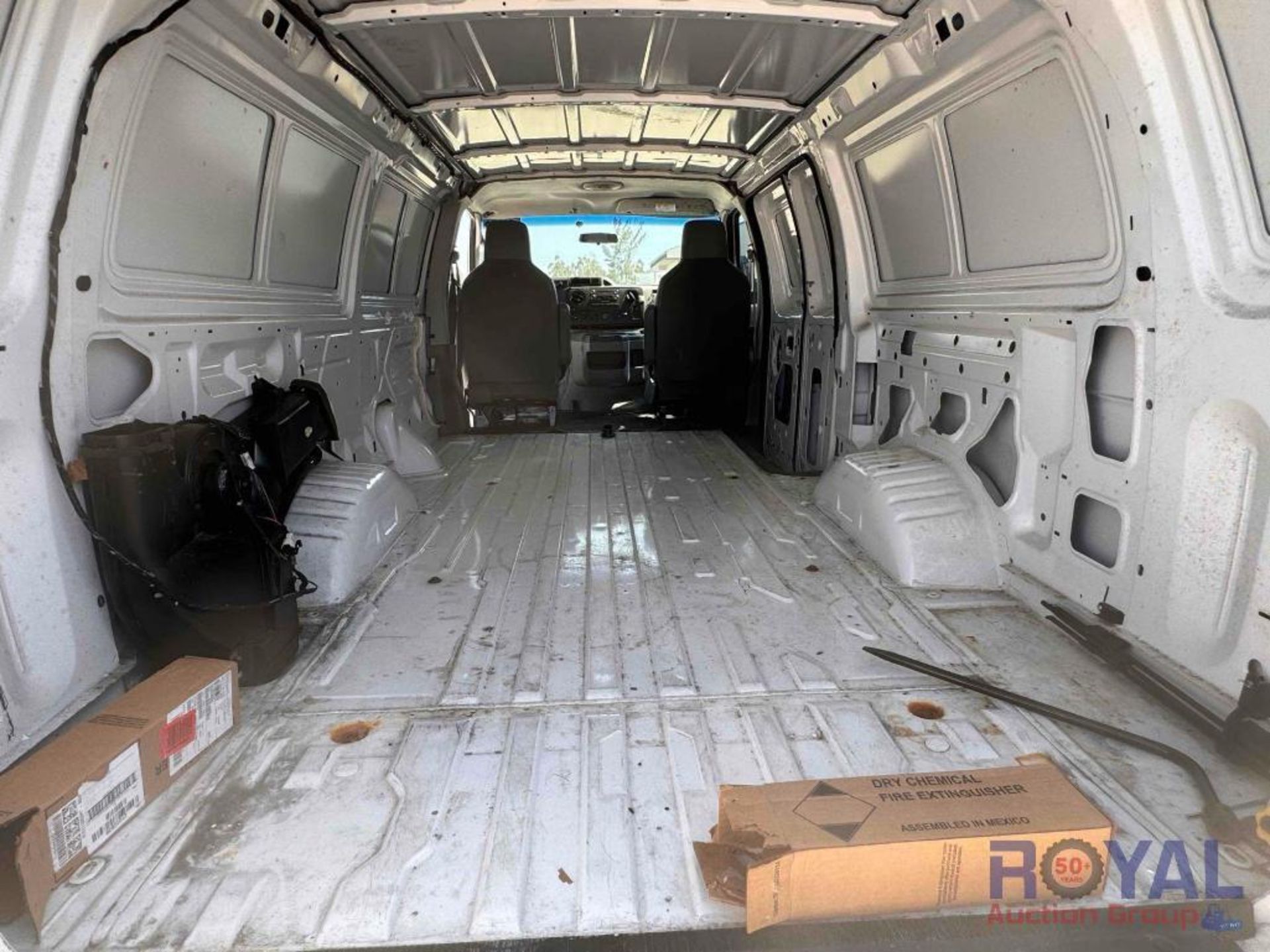 2011 Ford E350 Cargo Van - Bild 24 aus 39