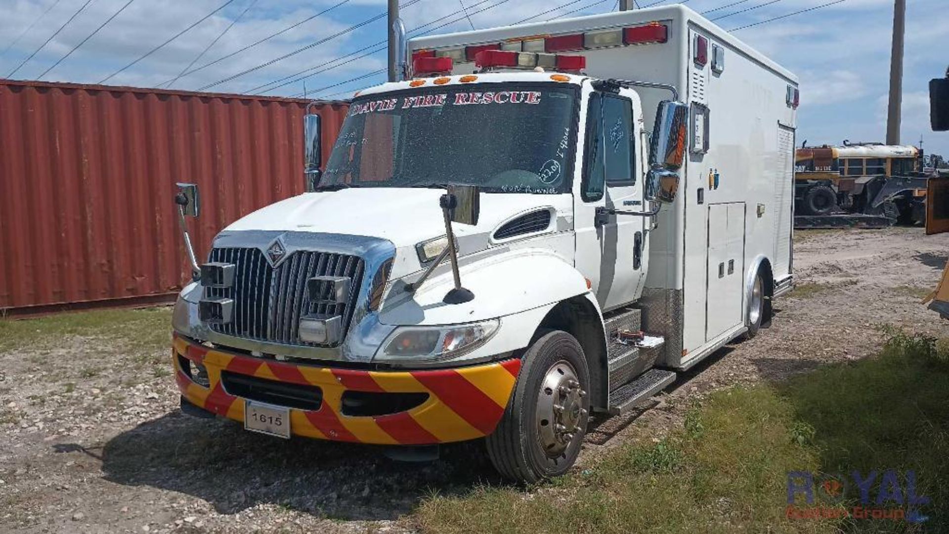 2006 International 4300 LP Ambulance