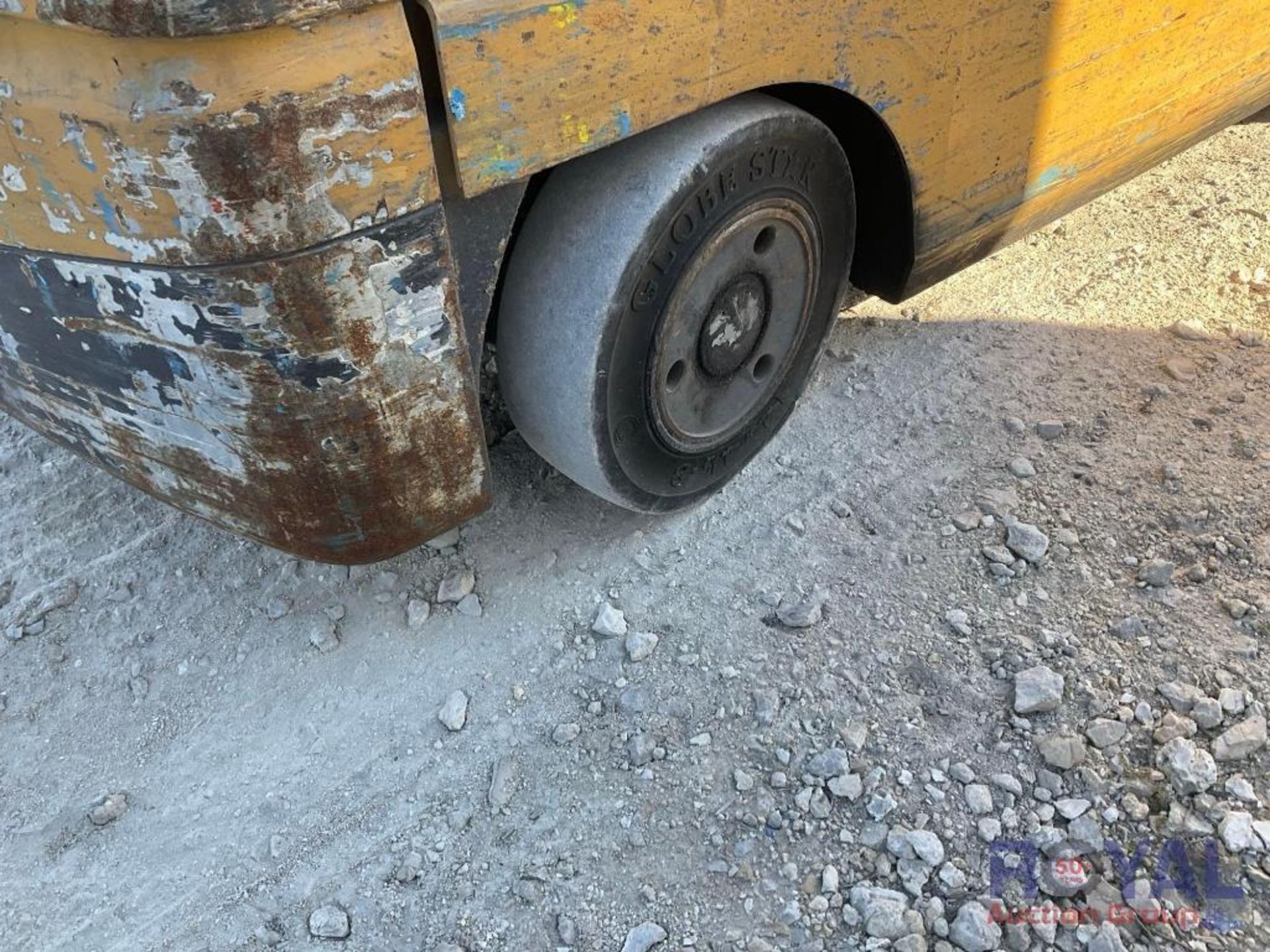 2001 Caterpillar GC18K 3,000LB Cushion Tire Forklift - Image 26 of 28