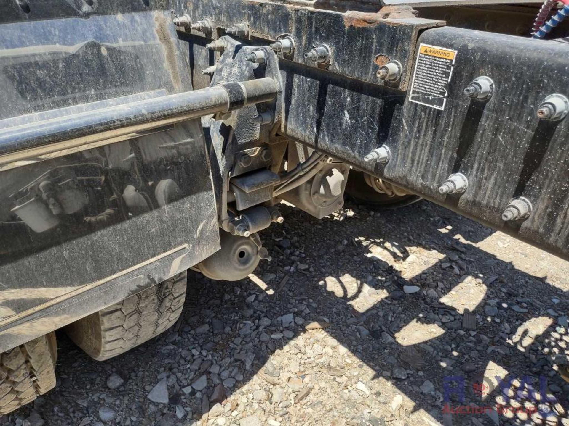 2022 Peterbuilt 567 T/A Day Cab Truck Tractor With Wet Kit - Image 48 of 56