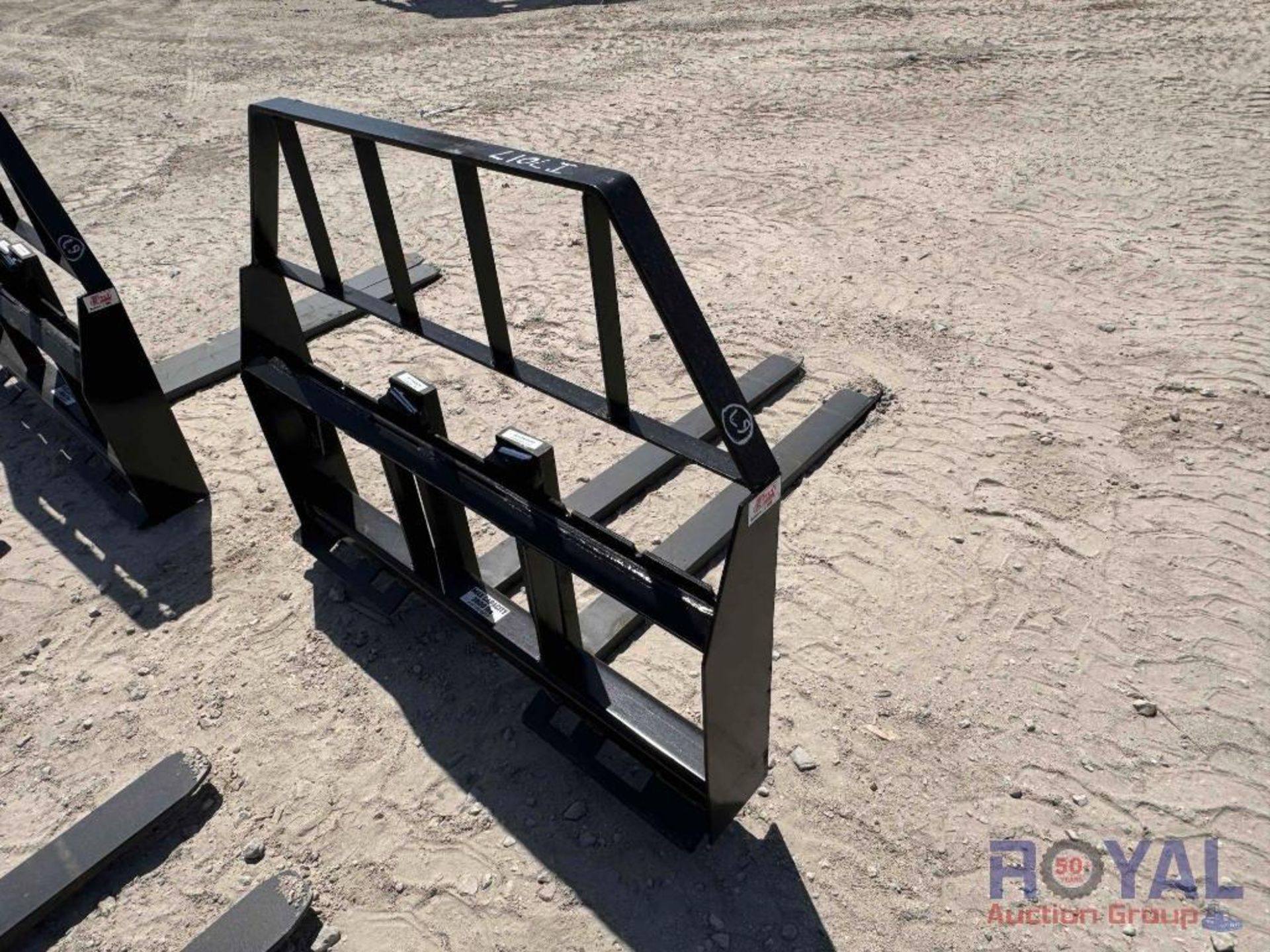 2024 Kivel 48in 3500lbs Skid Steer Fork Attachment - Image 4 of 6