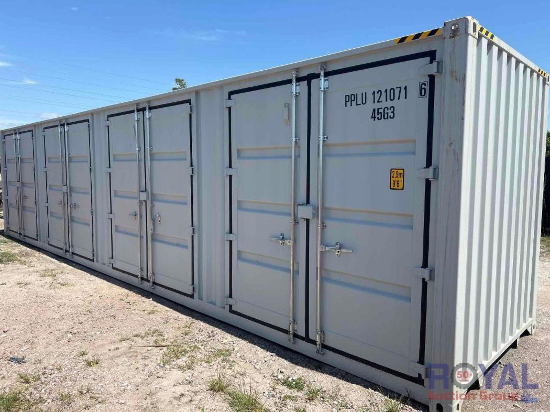 40ft 10 Door One Time Use Shipping Container - Image 4 of 9