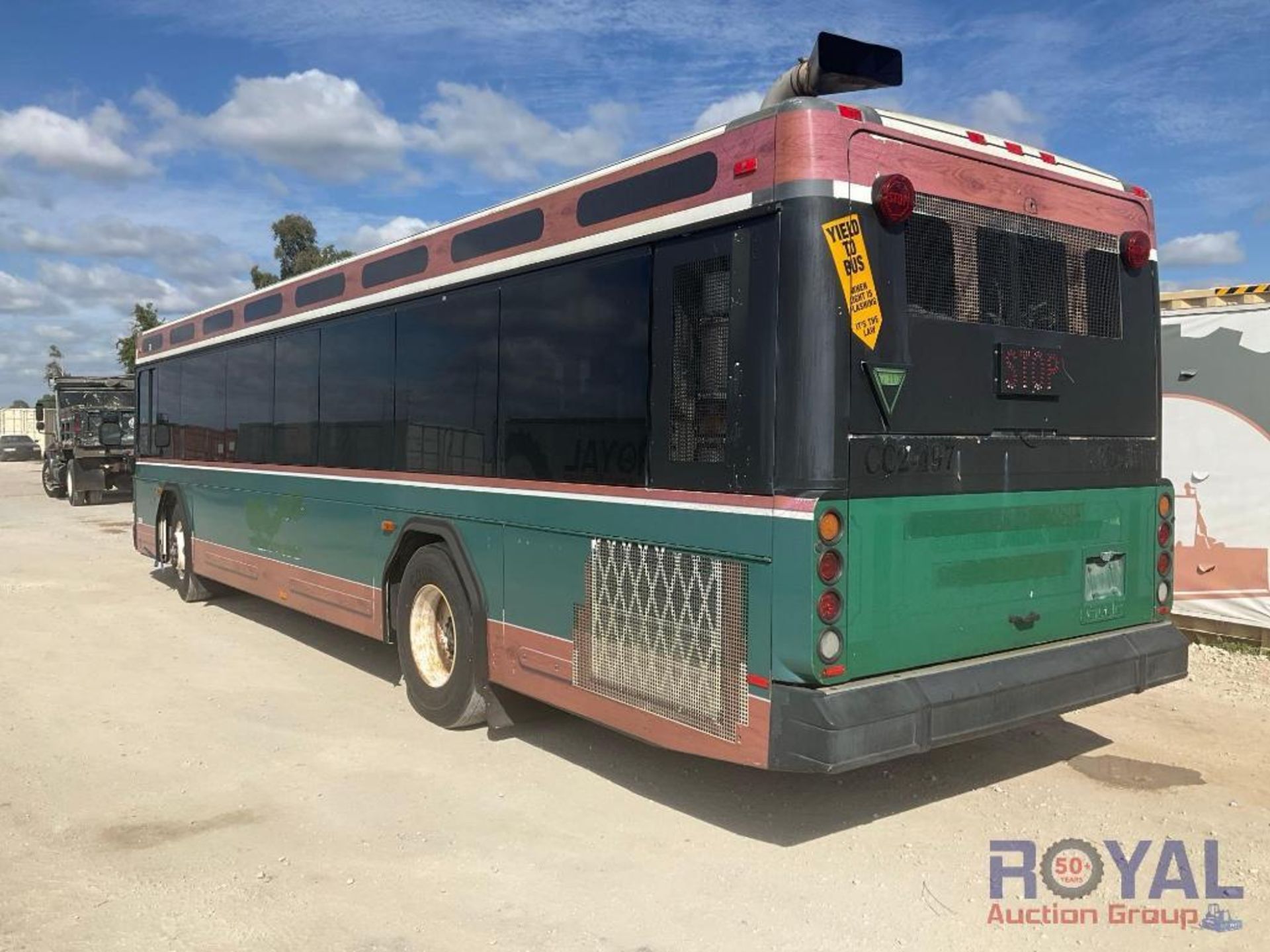 2010 Gillig G27B102N4 Low Floor Passenger Bus - Image 4 of 53