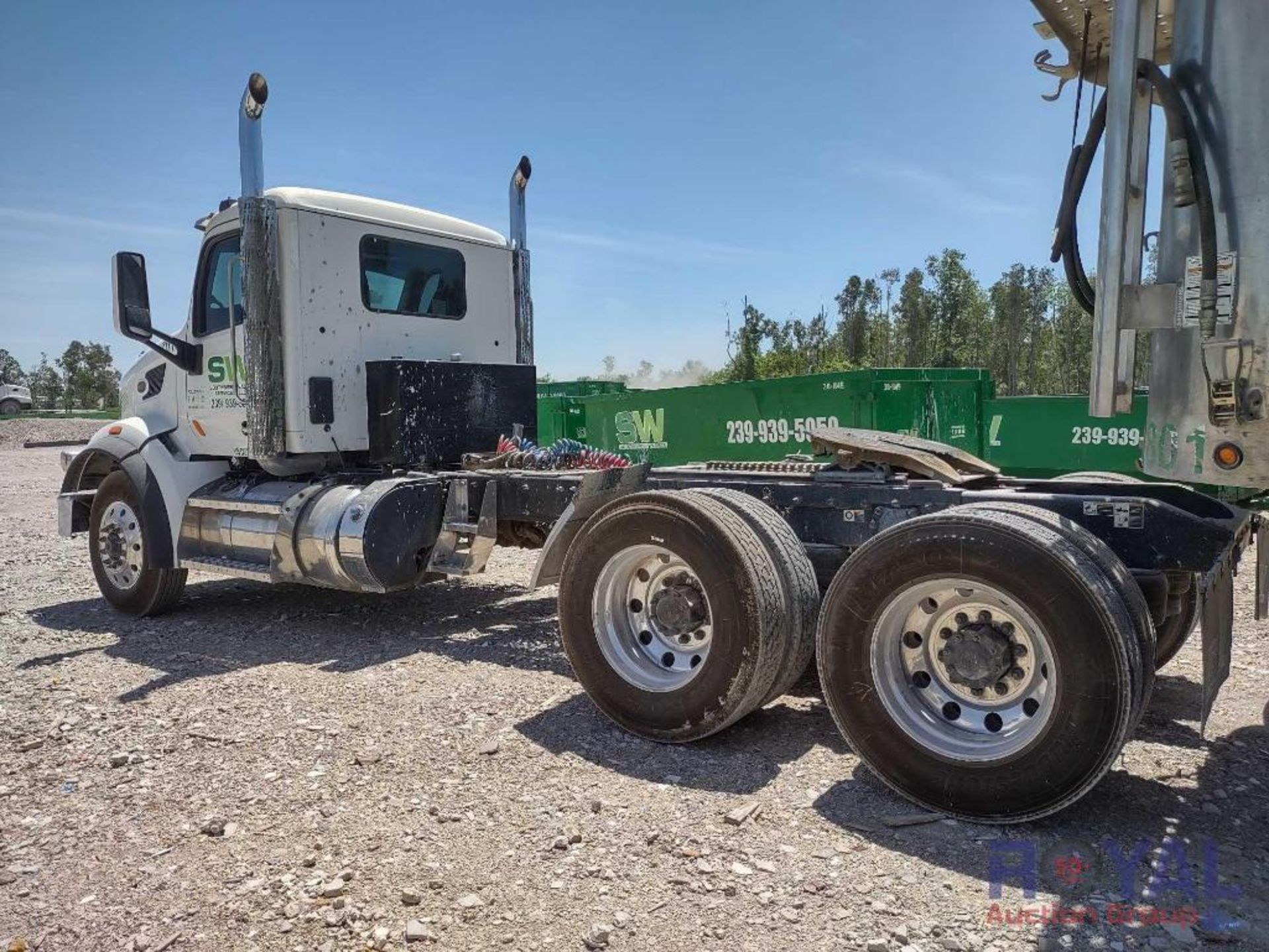 2022 Peterbuilt 567 T/A Day Cab Truck Tractor With Wet Kit - Image 4 of 56