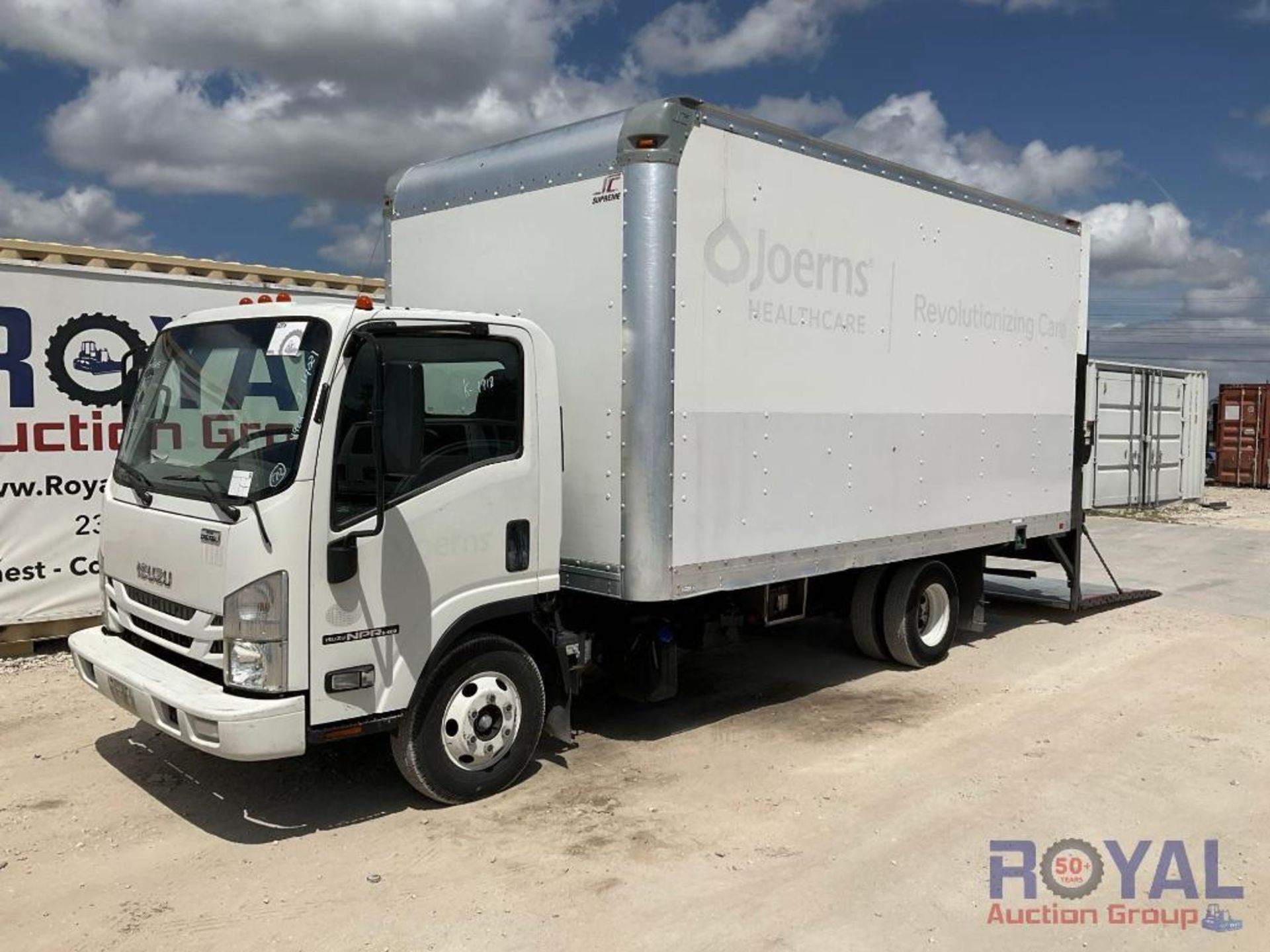 2016 Isuzu NPR 16ft Box Truck