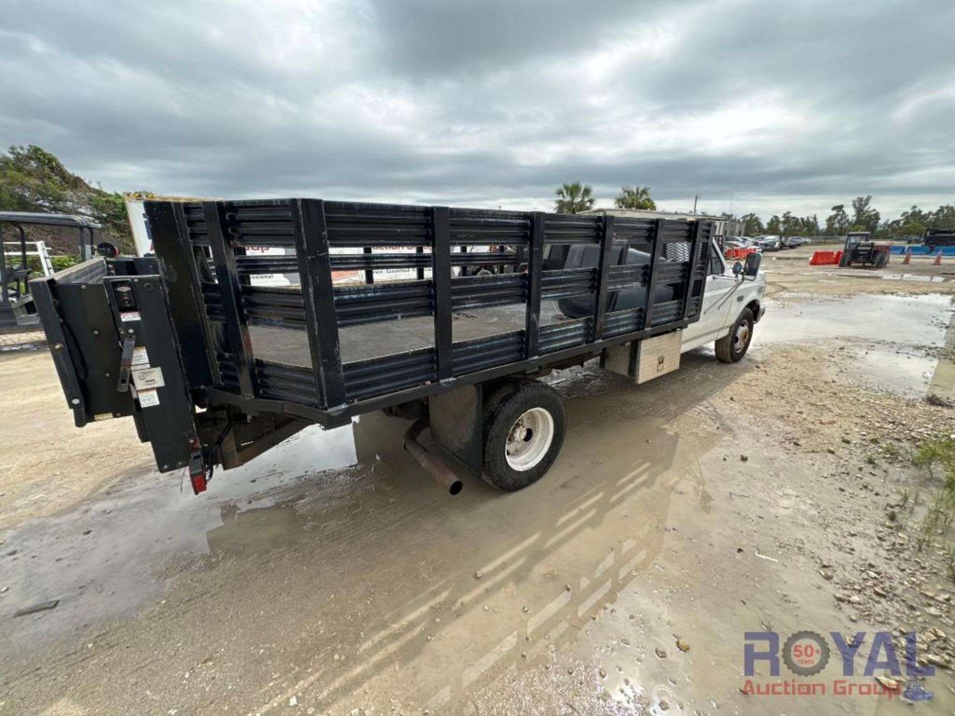1997 Ford F350 12FT Stake Body Flatbed Truck - Image 3 of 34