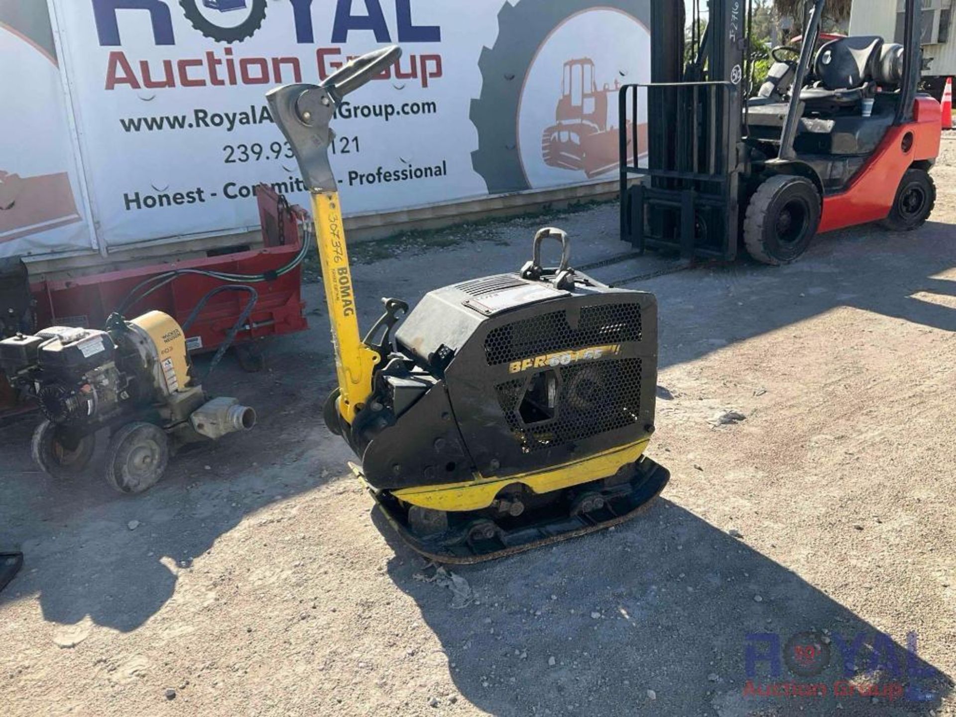 2019 Bomag BPR60/65 GAs Reversible Vibratory Plate Compactor - Image 3 of 5