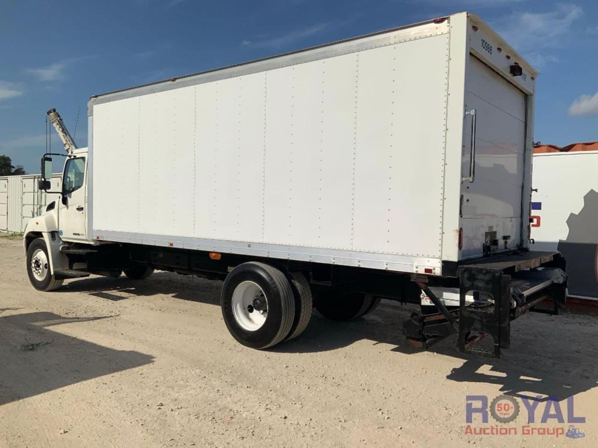 2013 Hino 268 26ft Carrier Reefer Box Truck - Image 4 of 31