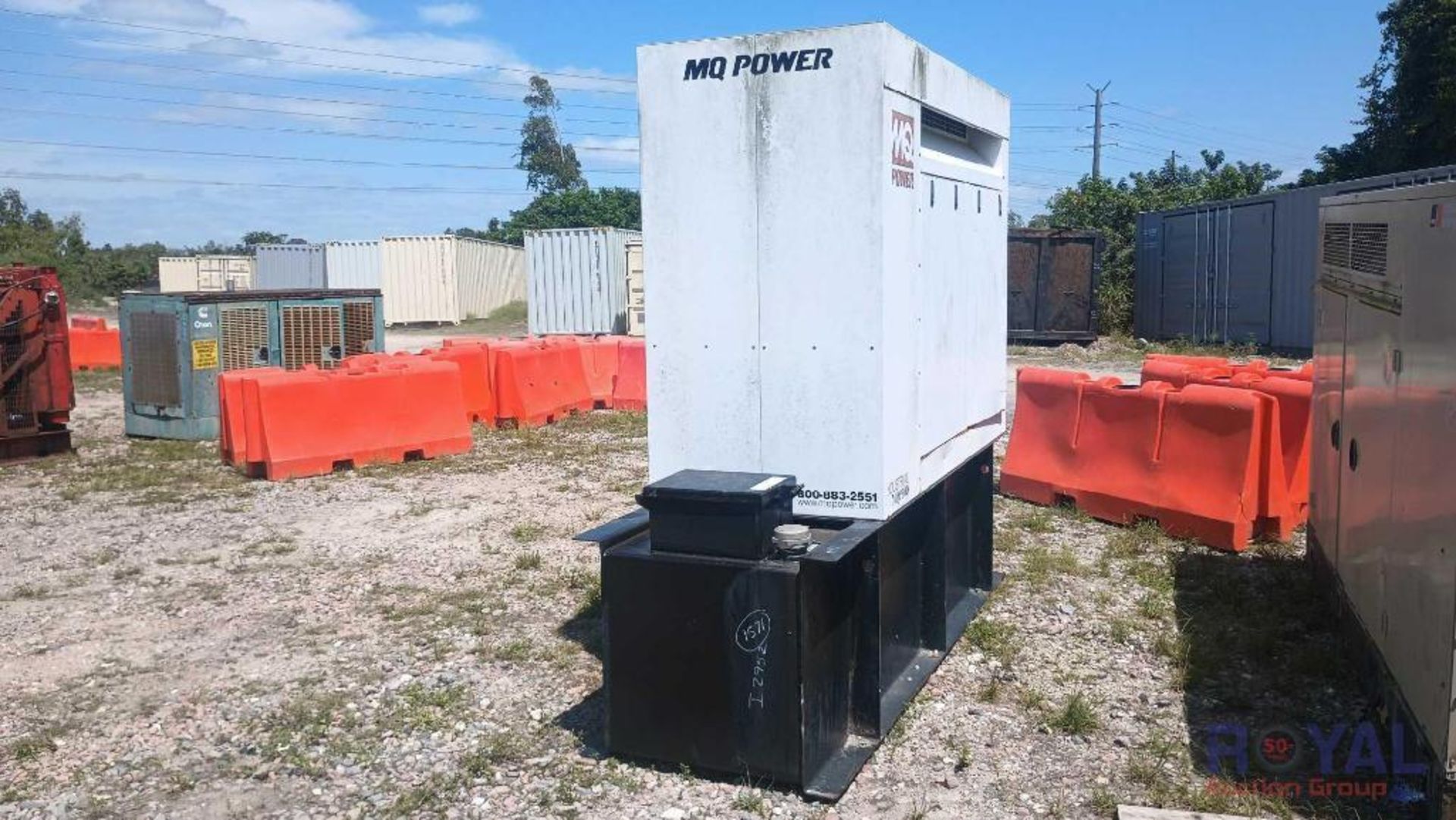 2006 MQP30D Stationary Diesel Generator w/ Fuel Tank - Image 2 of 11