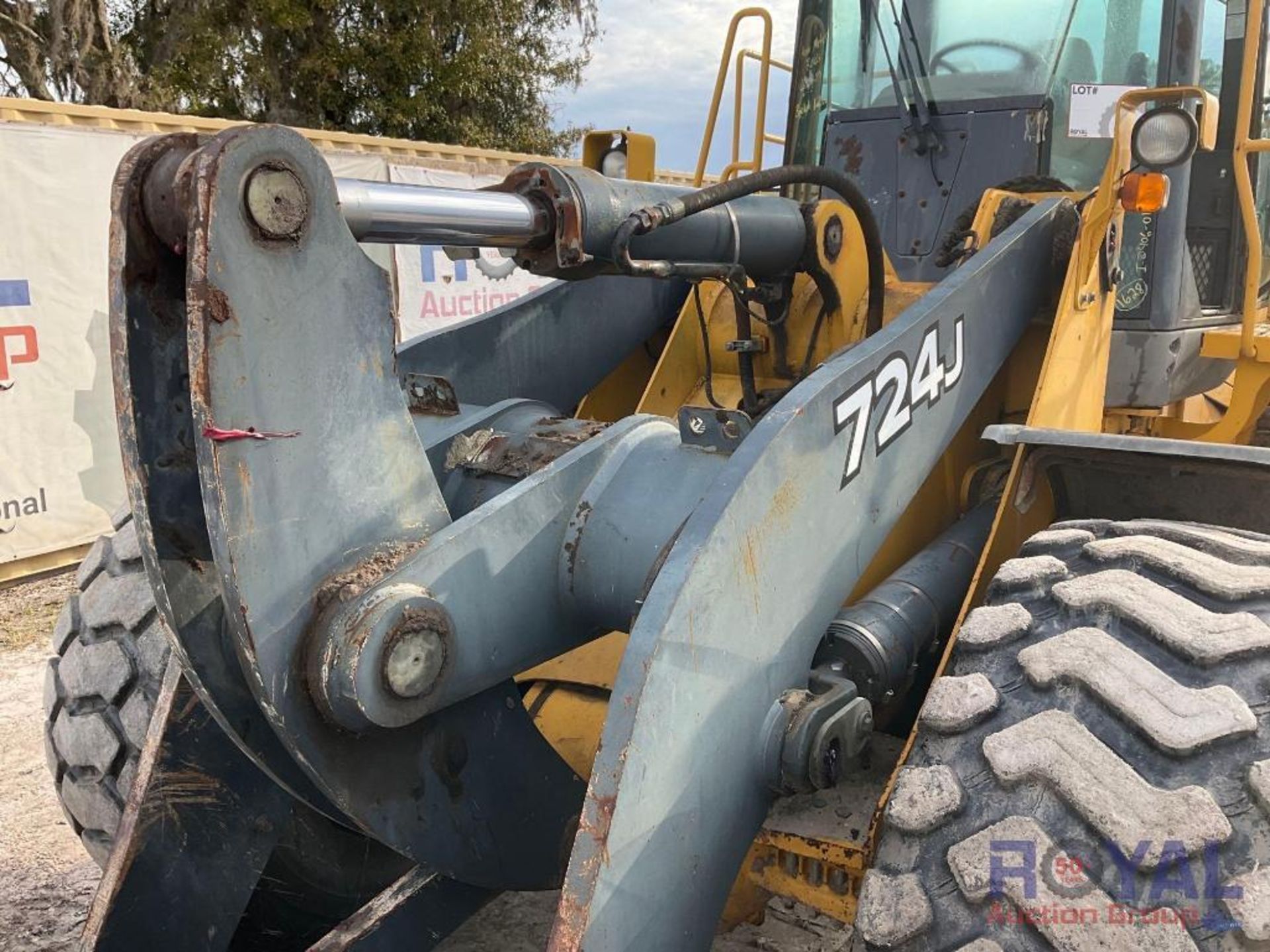 2006 John Deere 724J Articulated Wheel Loader - Image 17 of 28