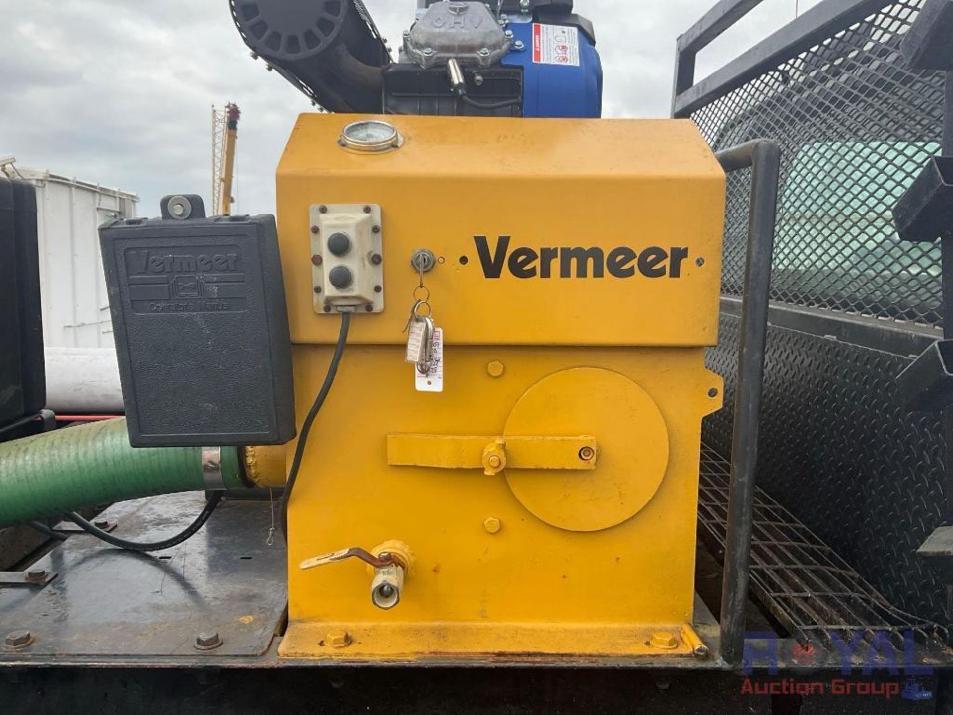 2000 Ford F650 SuperDuty Crew Cab Vermeer V800G Vacuum Truck - Image 32 of 49
