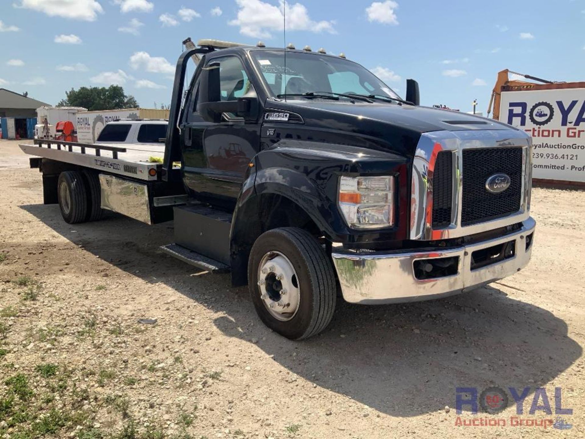 2017 Ford F650 Century Rollback Tow Truck - Image 2 of 33