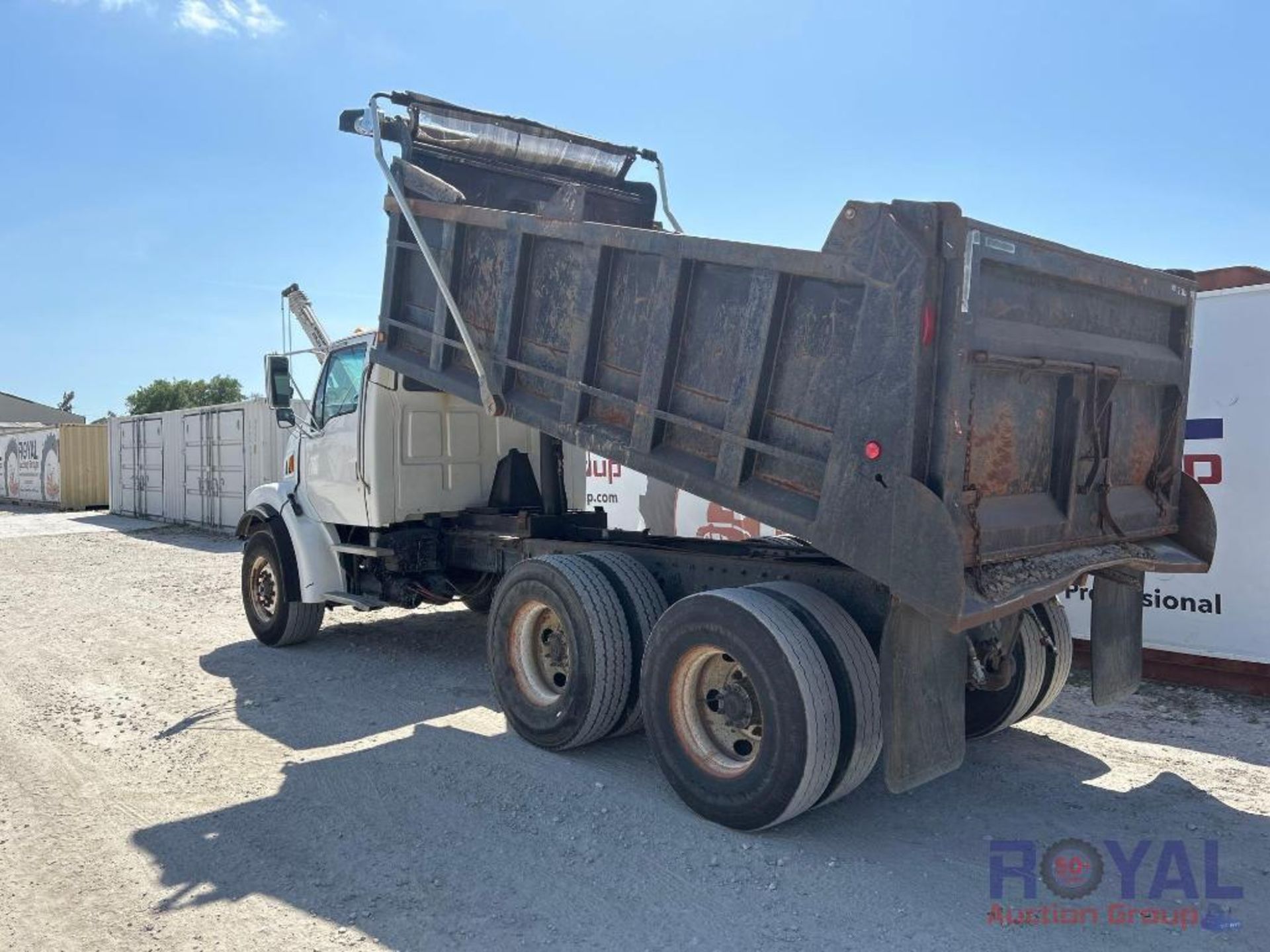 2007 Sterling L7500 T/A Dump Truck - Image 4 of 30