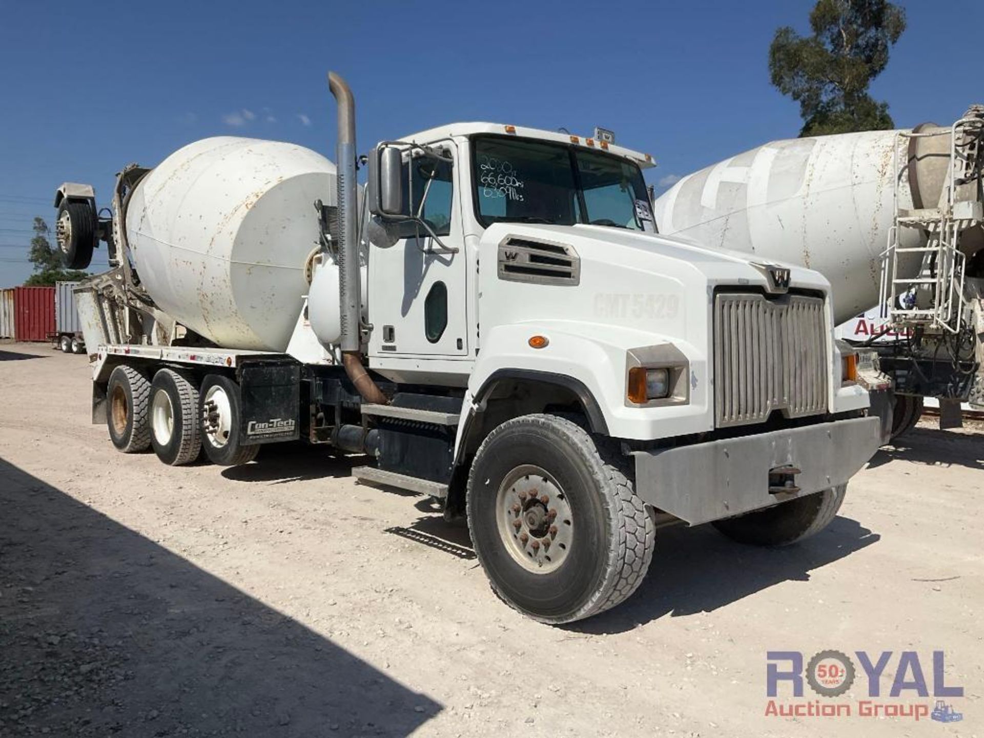 2020 Western Star 4700 Con-Tech Bridgeking 11 CuYd Tri-Axle Cement Mixer - Image 2 of 37