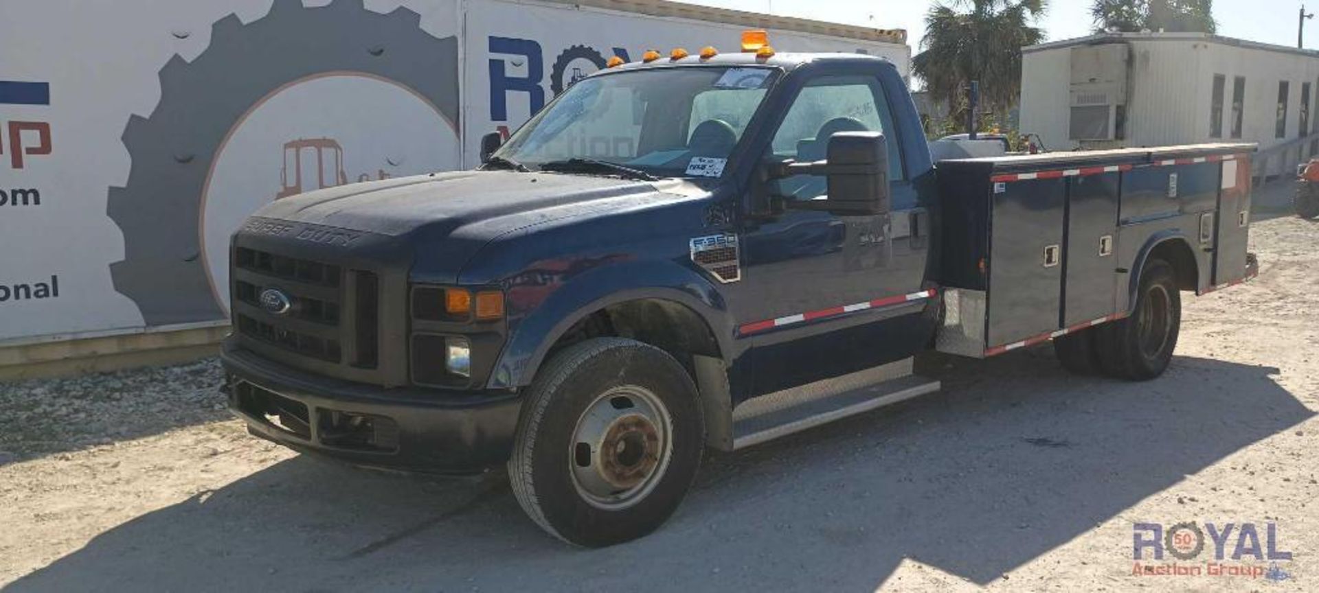 2008 Ford F350 Super Duty 2,000LB Auto Crane Service Truck