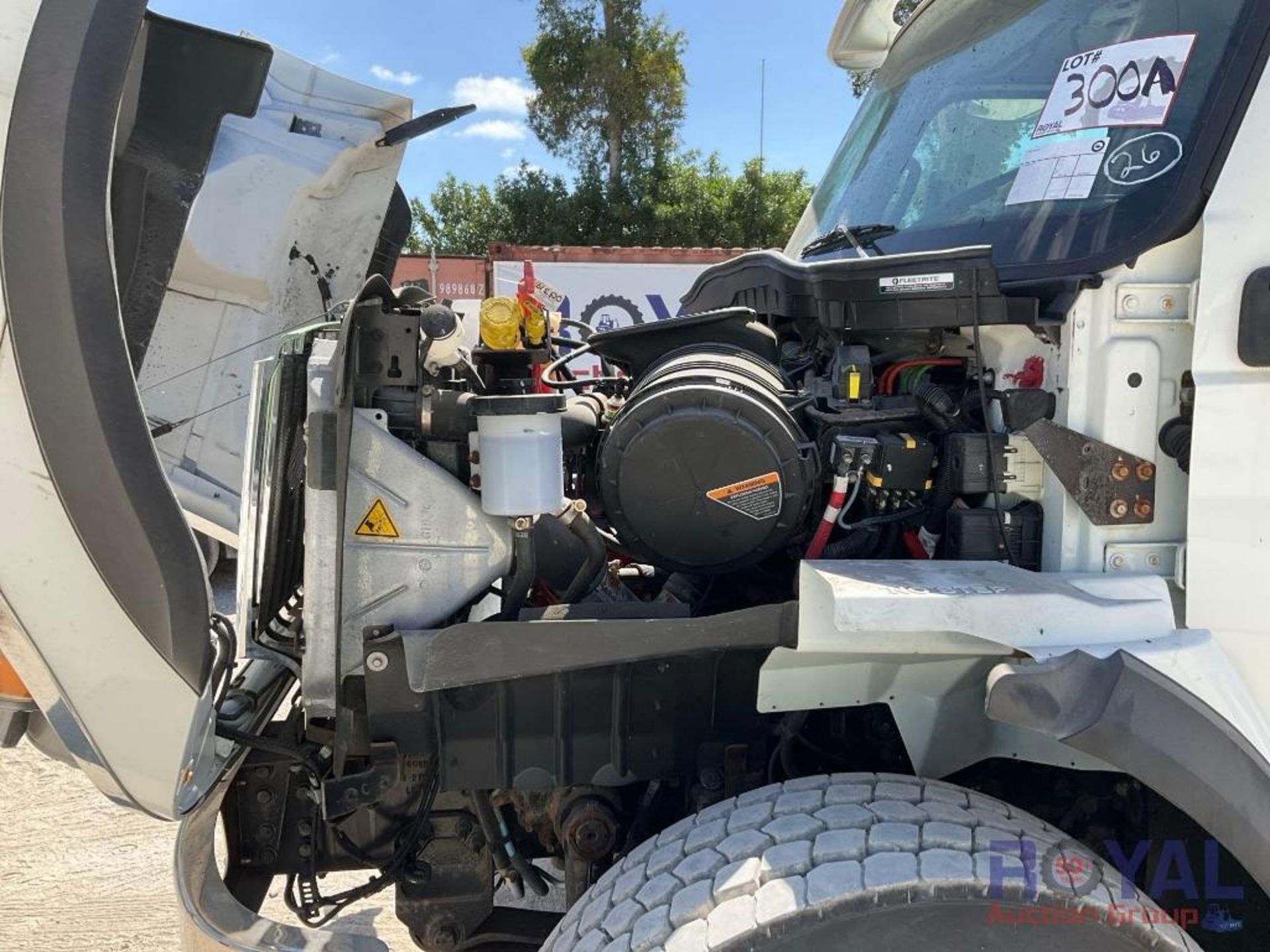 2020 International HV 607 GALFAB 60,000LB T/A Rolloff Truck (911 miles) - Image 43 of 46