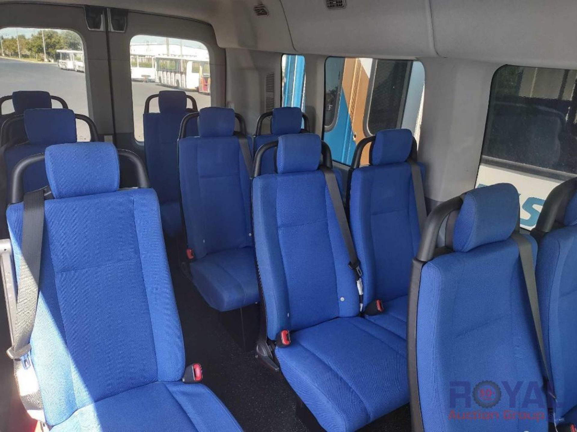 2015 Ford Transit 350 Passenger Van - Bild 25 aus 32