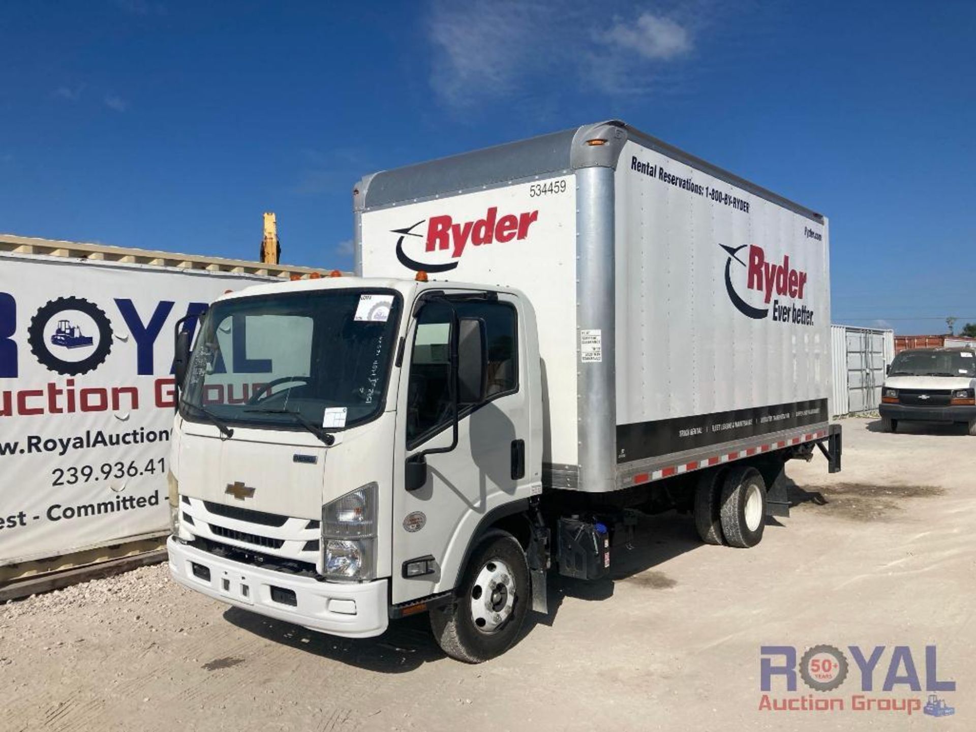 2022 Chevrolet 4500 16ft Box Truck