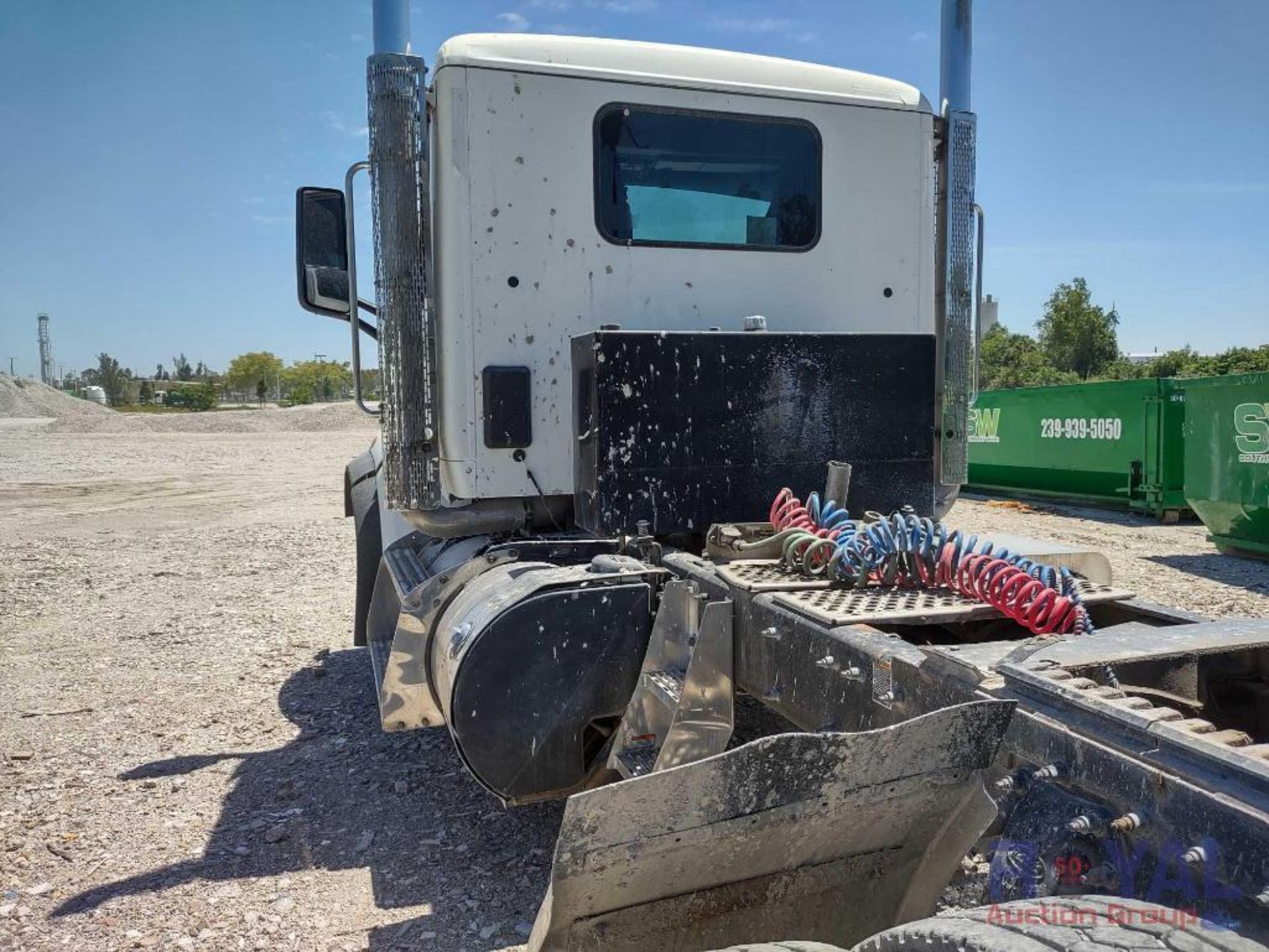 2022 Peterbuilt 567 T/A Day Cab Truck Tractor With Wet Kit - Image 46 of 56