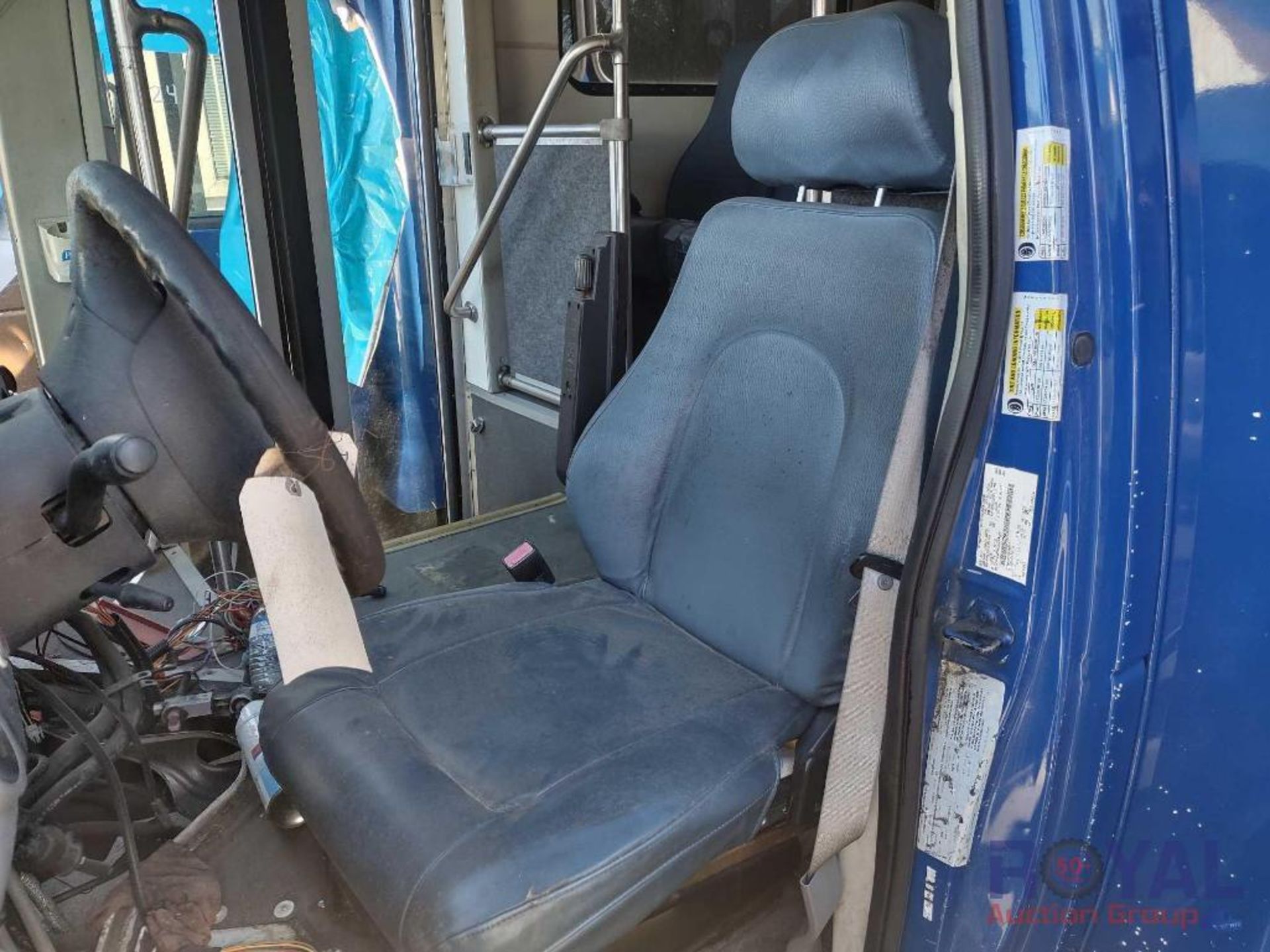 2015 Ford E450 Handicap Shuttle Bus - Image 11 of 21