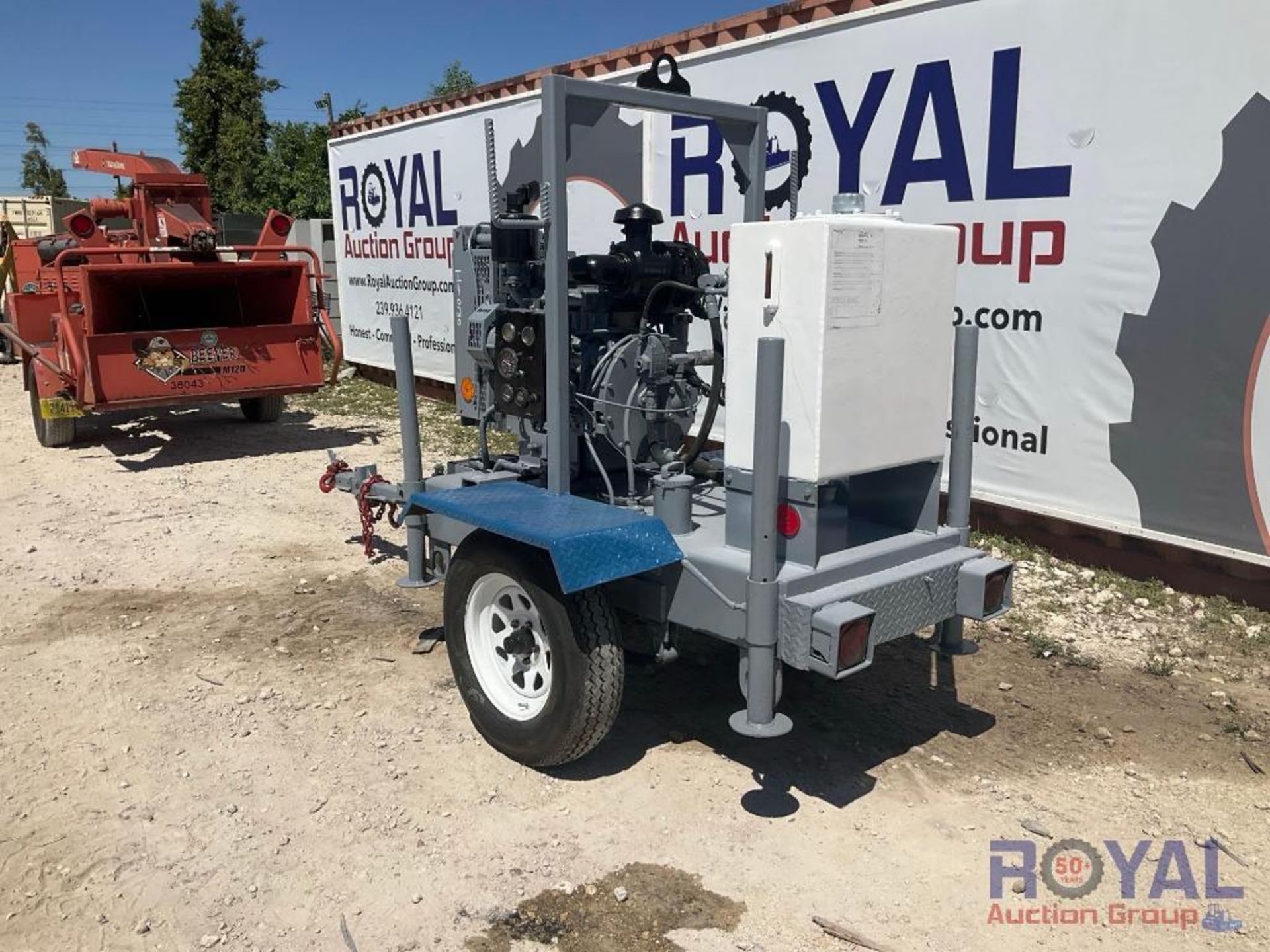 Towable Hydraulic Power Unit - Image 2 of 17