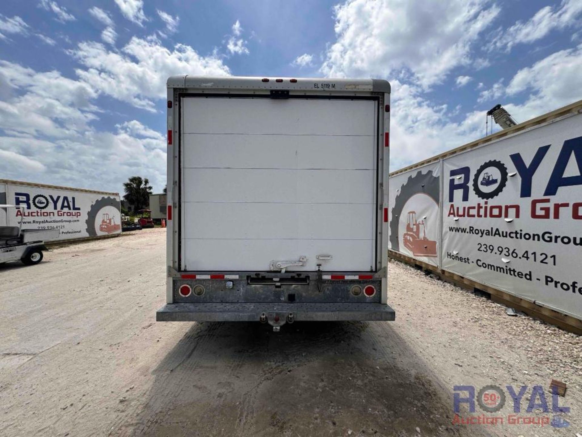 2007 Ford E450 16ft Box Truck - Image 19 of 30