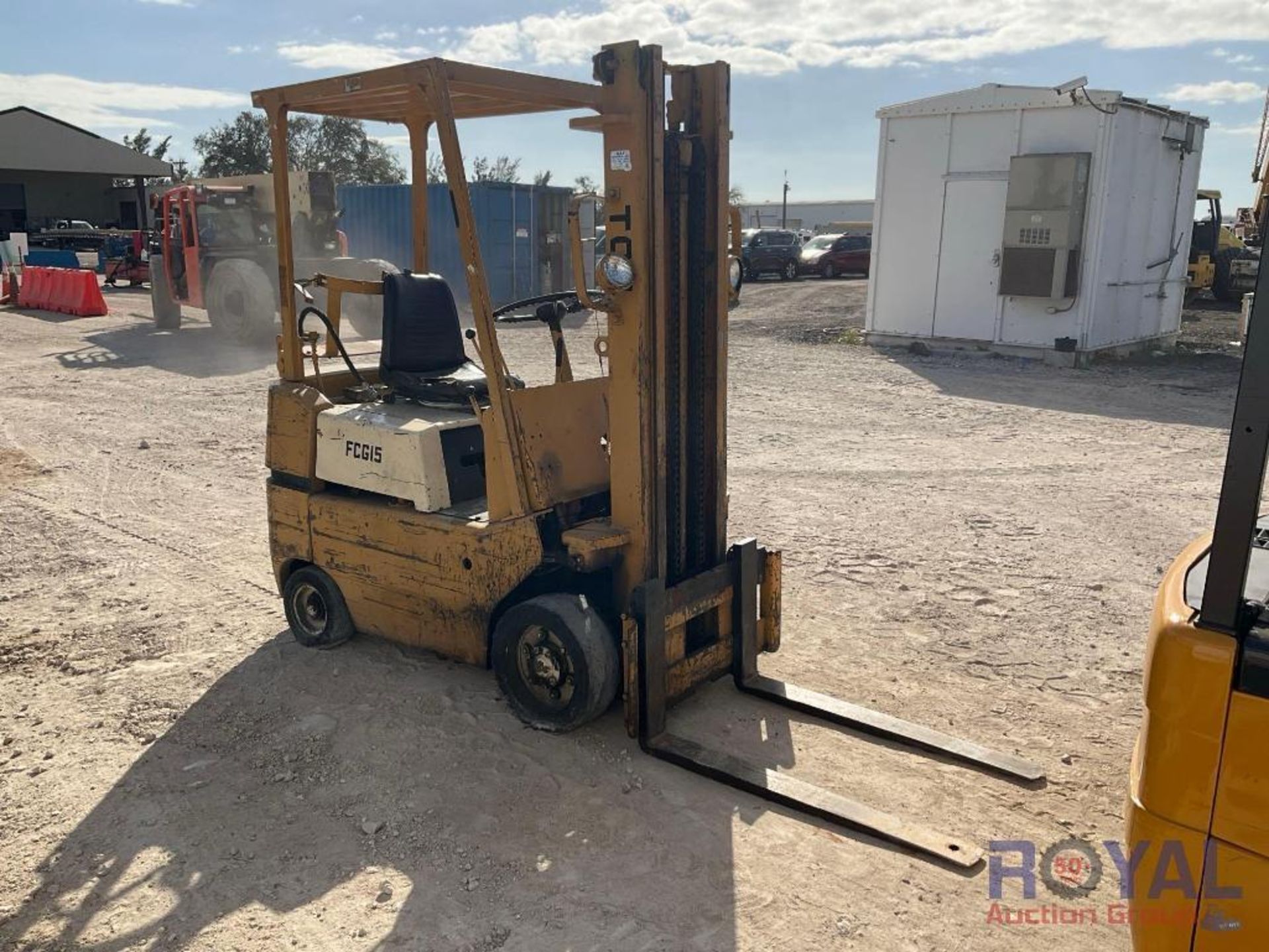 TCM FCG15N 3000lbs Cushion Tire Forklift - Image 2 of 26