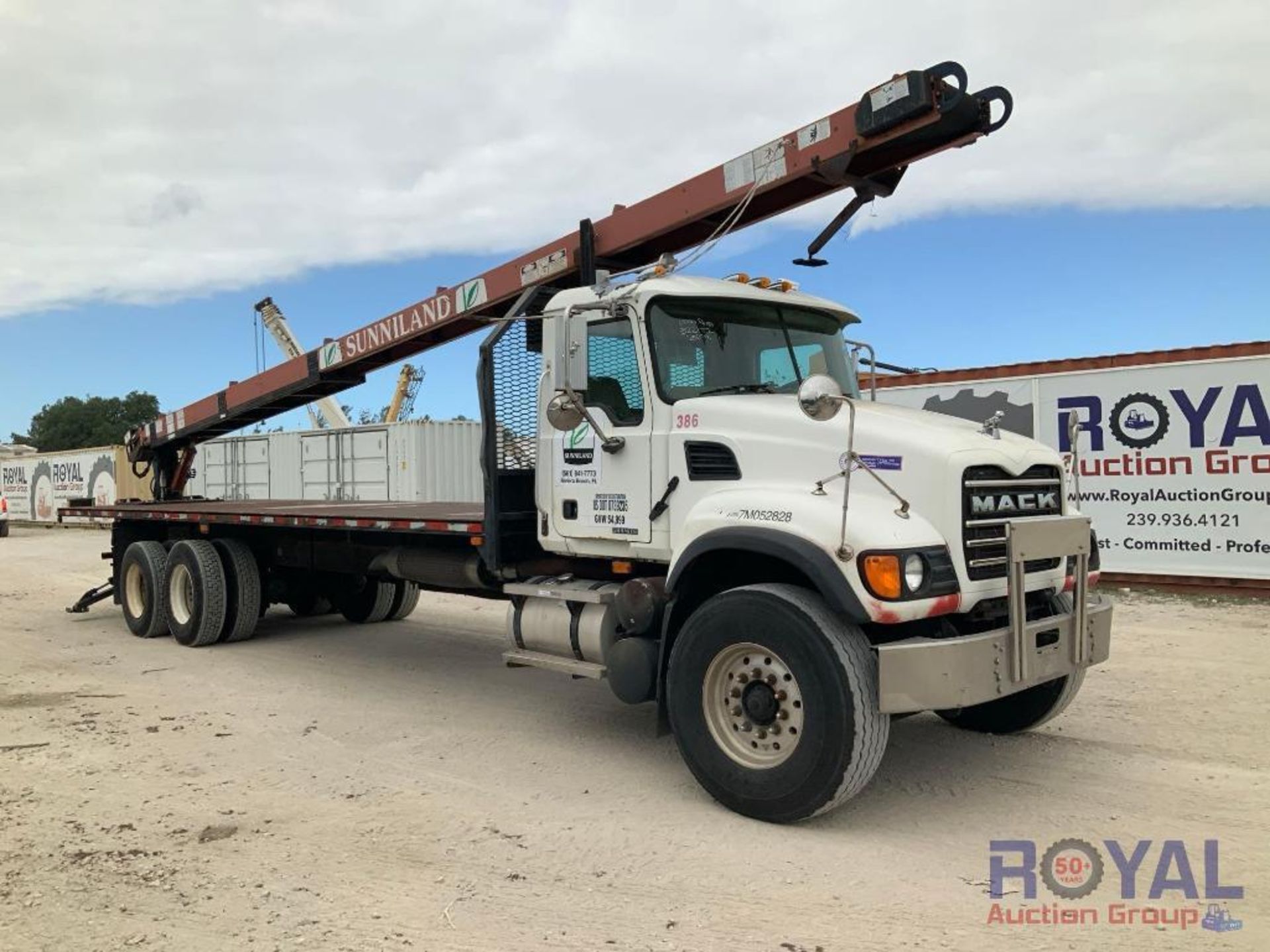 2007 Mack CV713 Granite Roofing Conveyer Flatbed Truck - Image 2 of 38