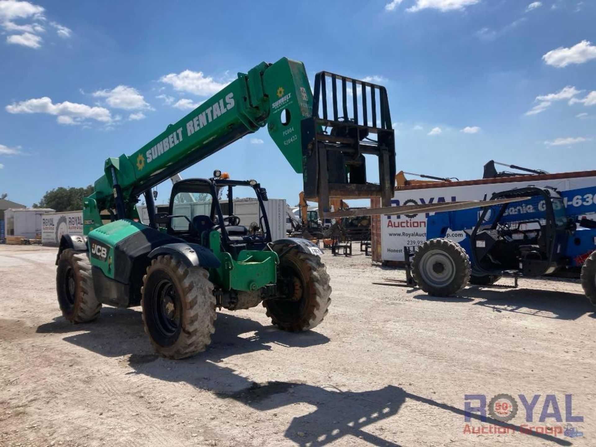 2014 JCB 507-42 4x4x4 7,000 lbs Telehandler Forklift - Image 2 of 29