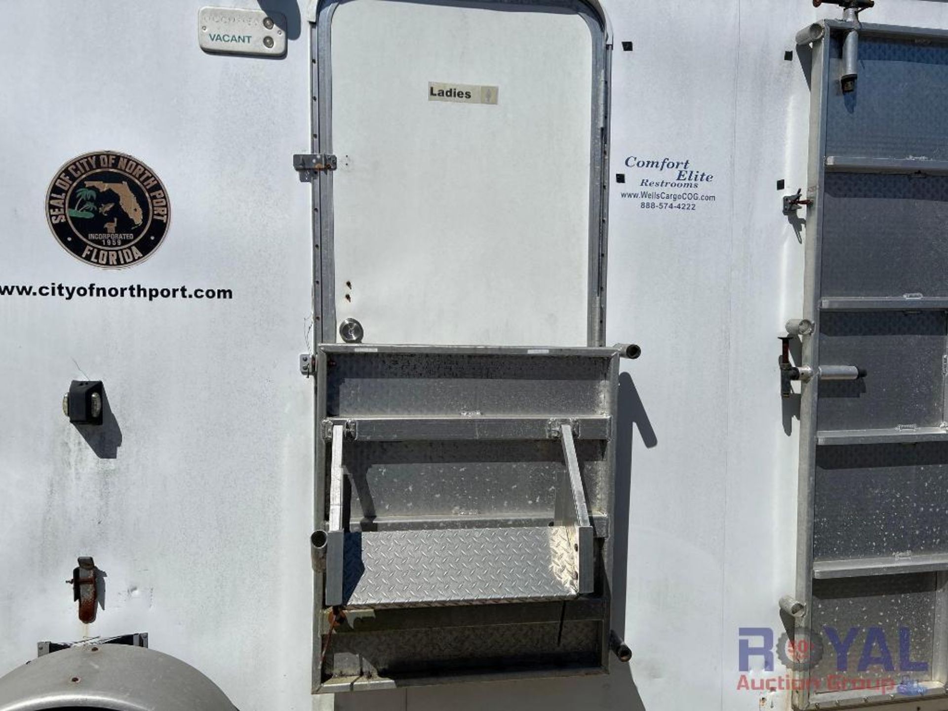 2008 Wells Cargo WC20-ADA Towable Restroom Trailer - Image 15 of 17