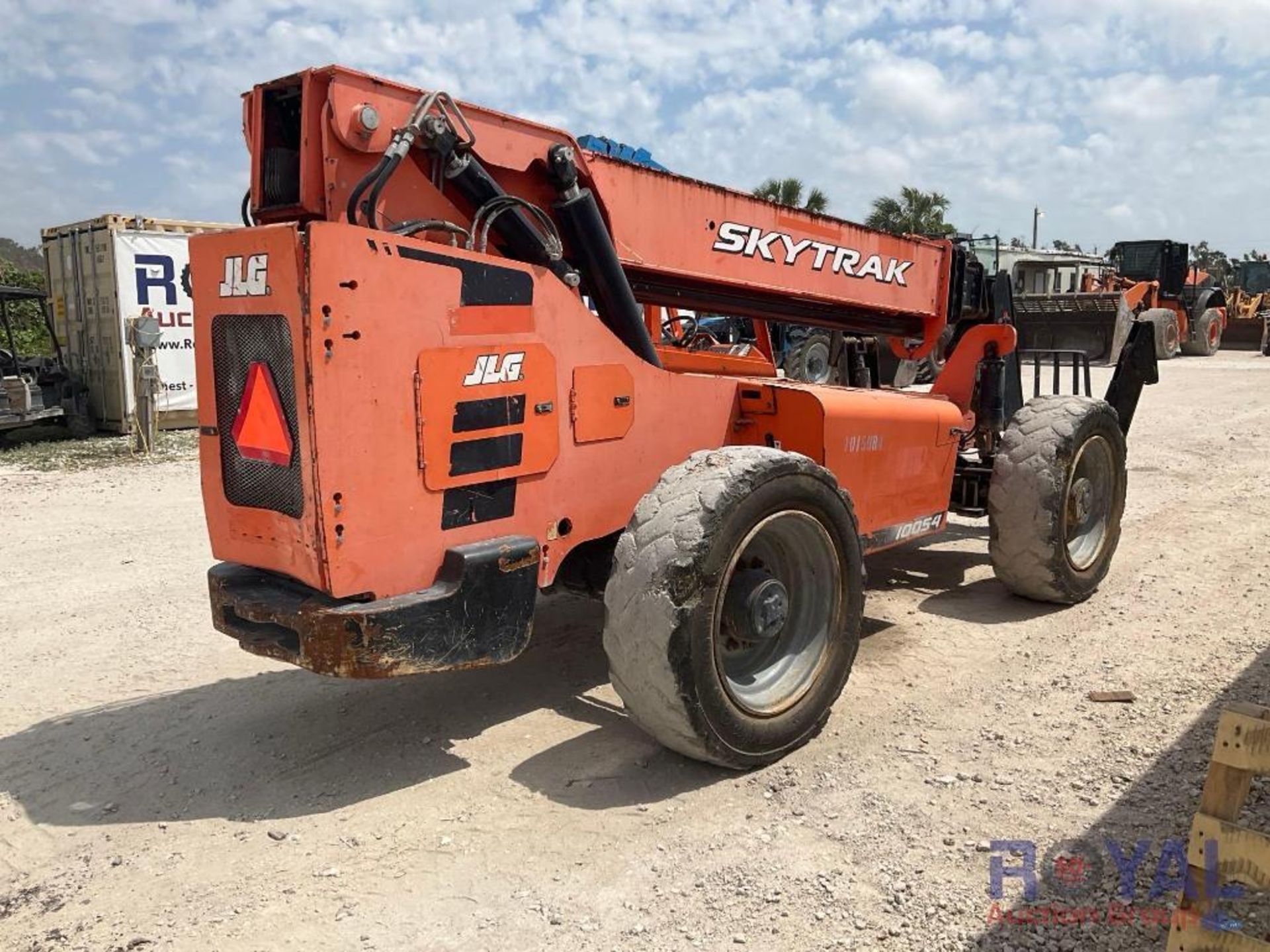 2016 JLG Skytrak 10054 4x4x4 10,000LB Rough Terrain Telehandler - Image 28 of 29