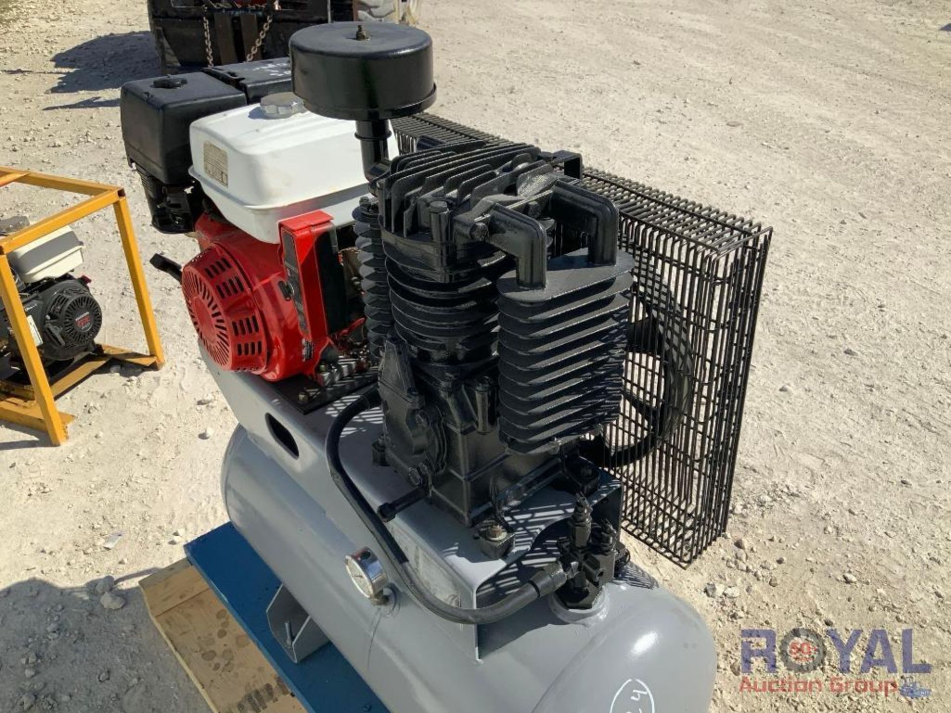 30 Gallon Air Compressor - Image 11 of 13