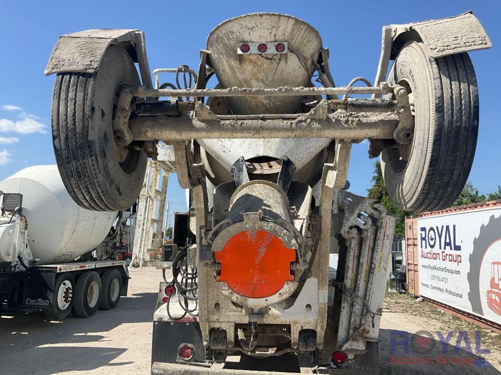 2020 Western Star 4700 Con-Tech Bridgeking 11 CuYd Tri-Axle Cement Mixer - Image 48 of 48