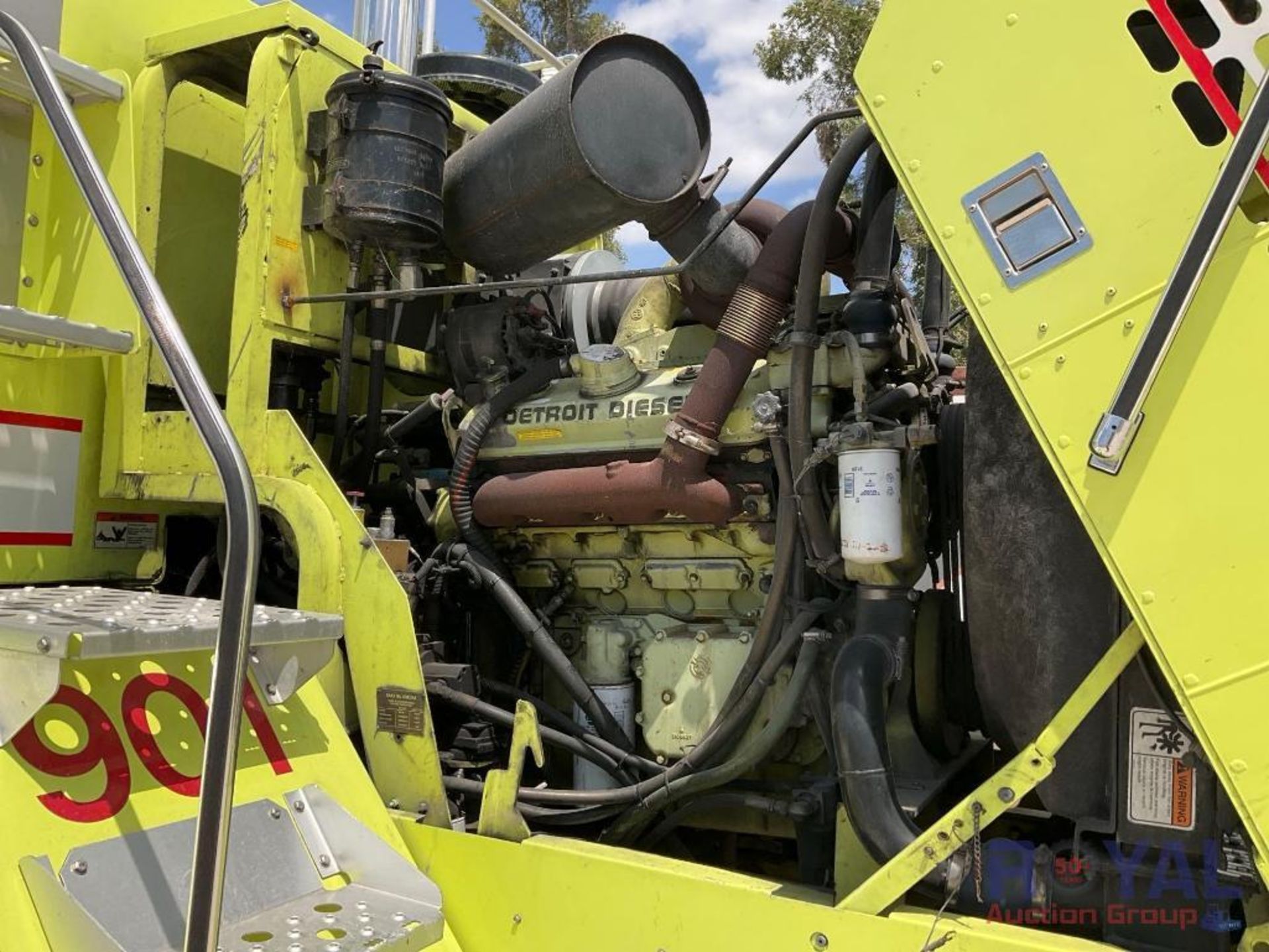 1998 Oshkosh T-series/P-19/Striker T-1500 4x4 Fire Rescue Water Truck - Image 5 of 61